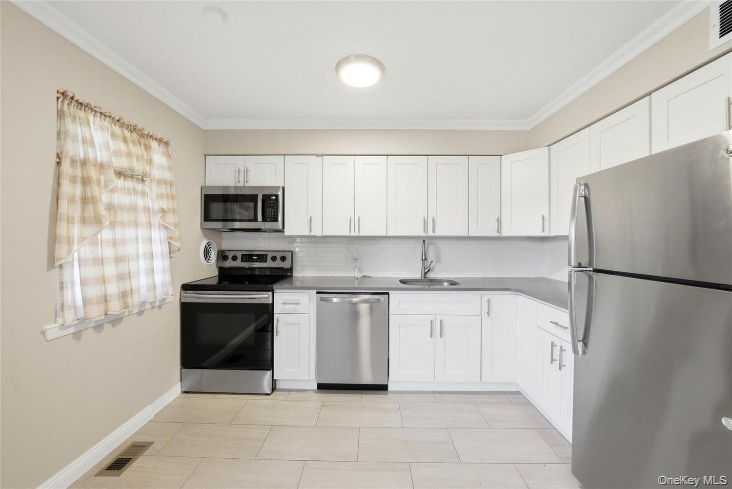 21 Weathervane Drive, Unit 16 photo 12