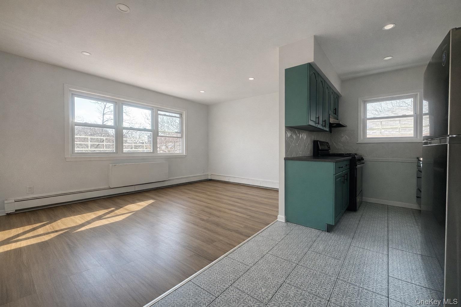 1726 Plainview Avenue – For Sale photo 2