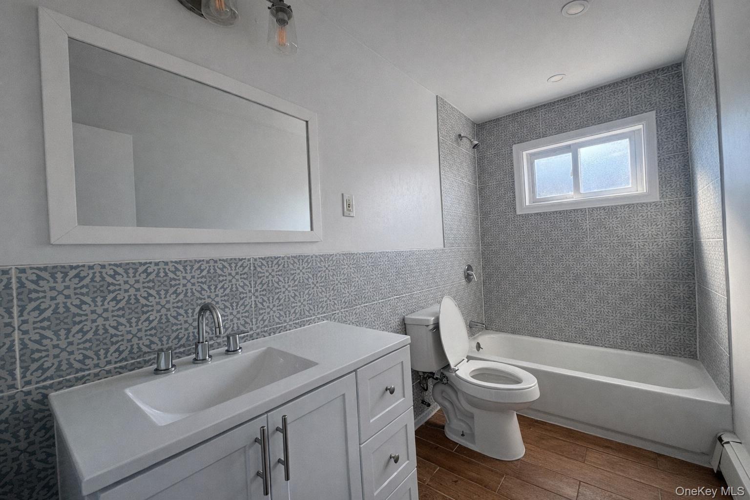 1726 Plainview Avenue – For Sale photo 6