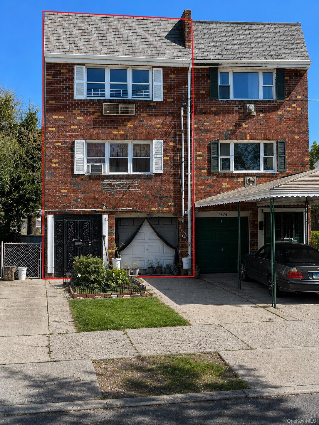 1726 Plainview Avenue – For Sale