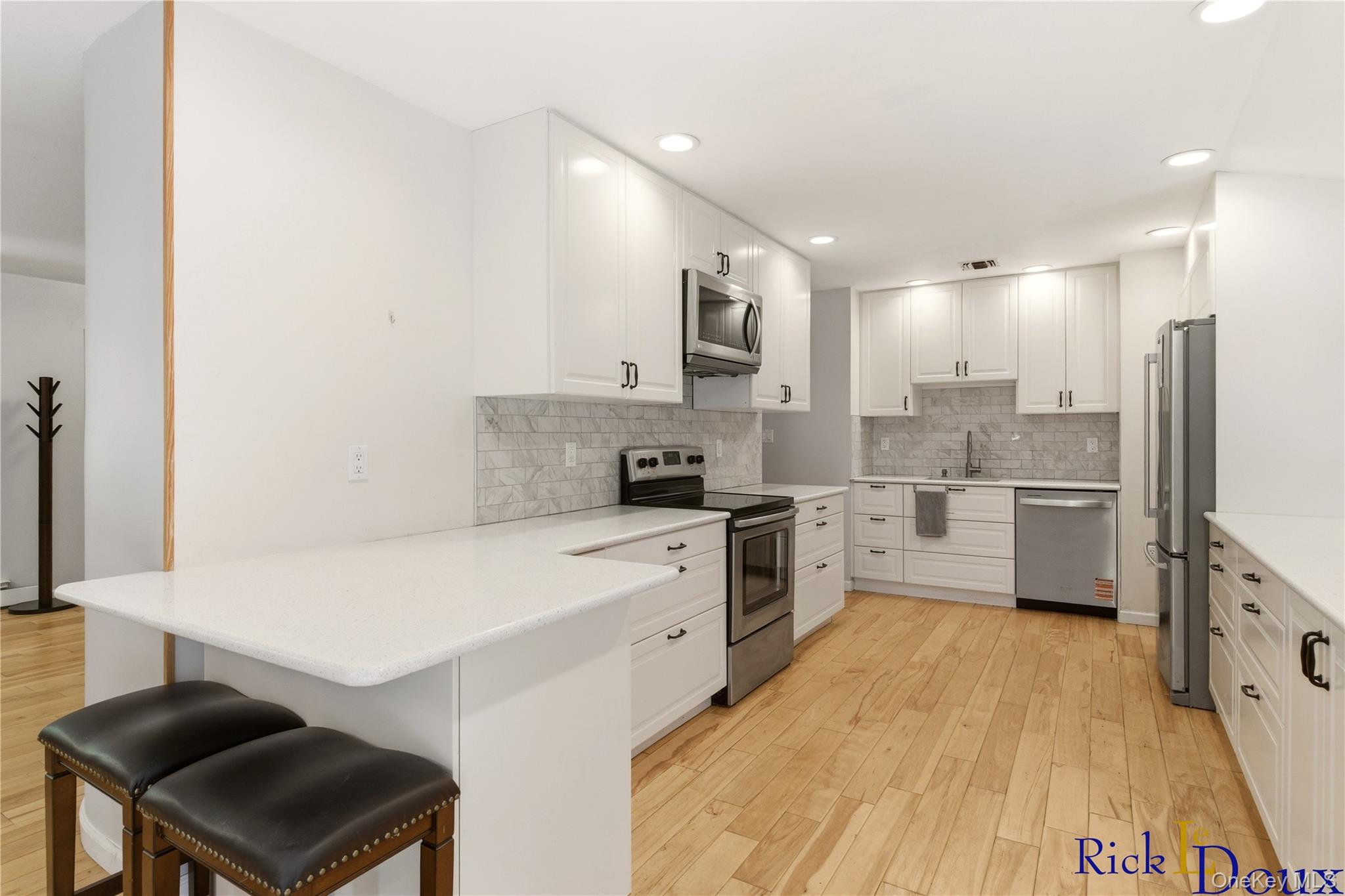 223 Old Post Road – For Sale photo 13