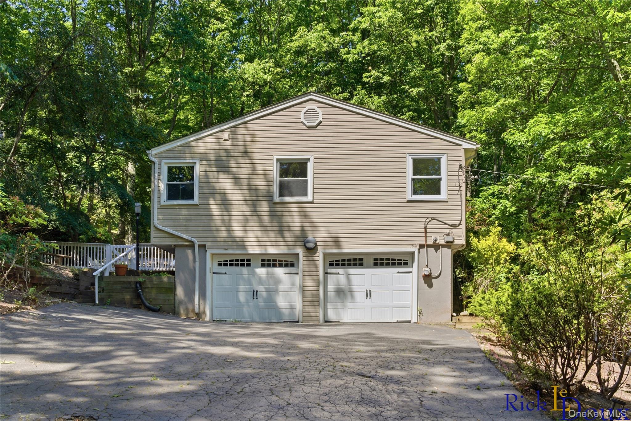 223 Old Post Road – For Sale photo 31