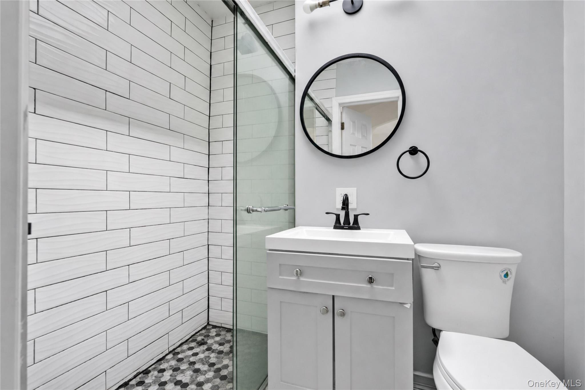 25-22 45th Street, Unit 1 photo 6
