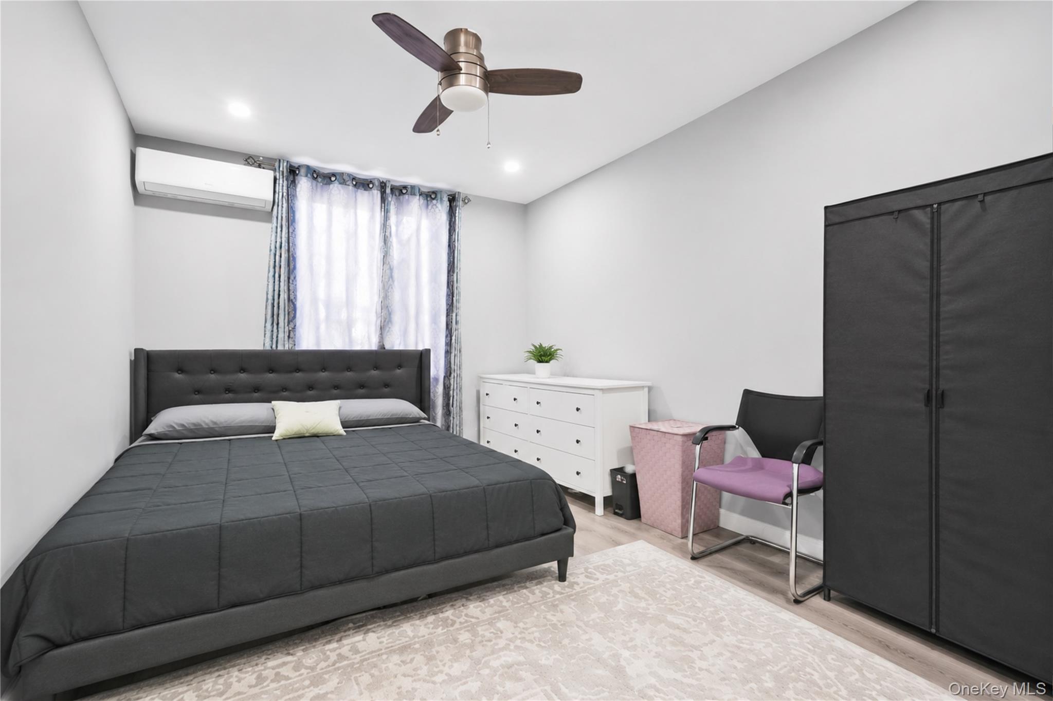 25-22 45th Street, Unit 1 photo 7