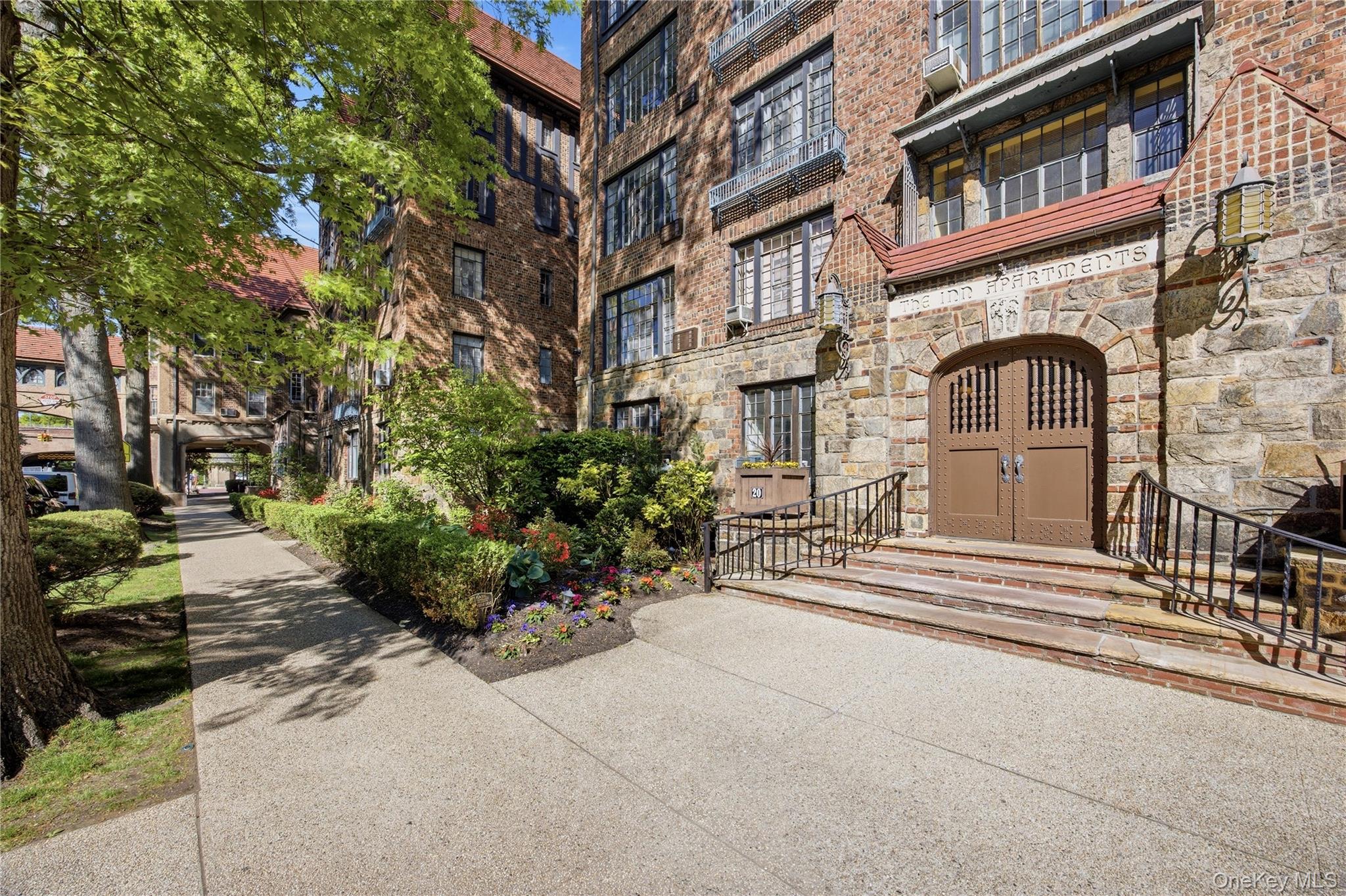20 Continental Avenue, Unit 1K photo 25