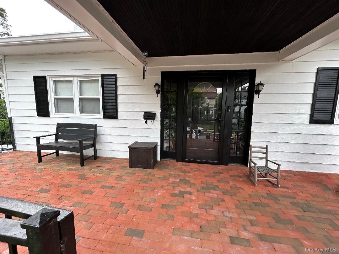 324 Hayward Avenue – For Sale photo 2