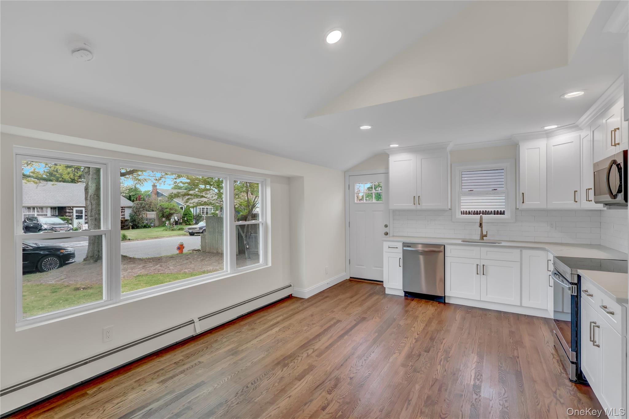 15 Glenwood Lane – For Sale photo 6