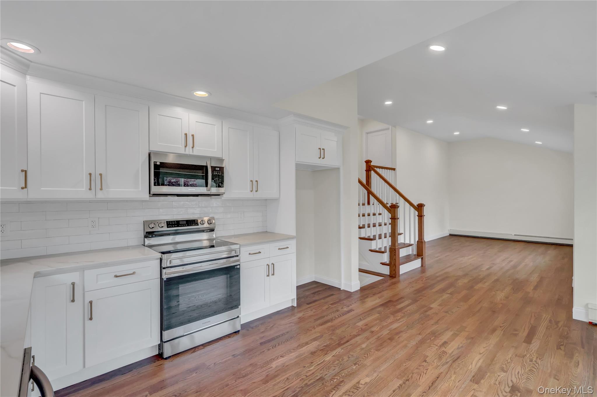 15 Glenwood Lane – For Sale photo 8