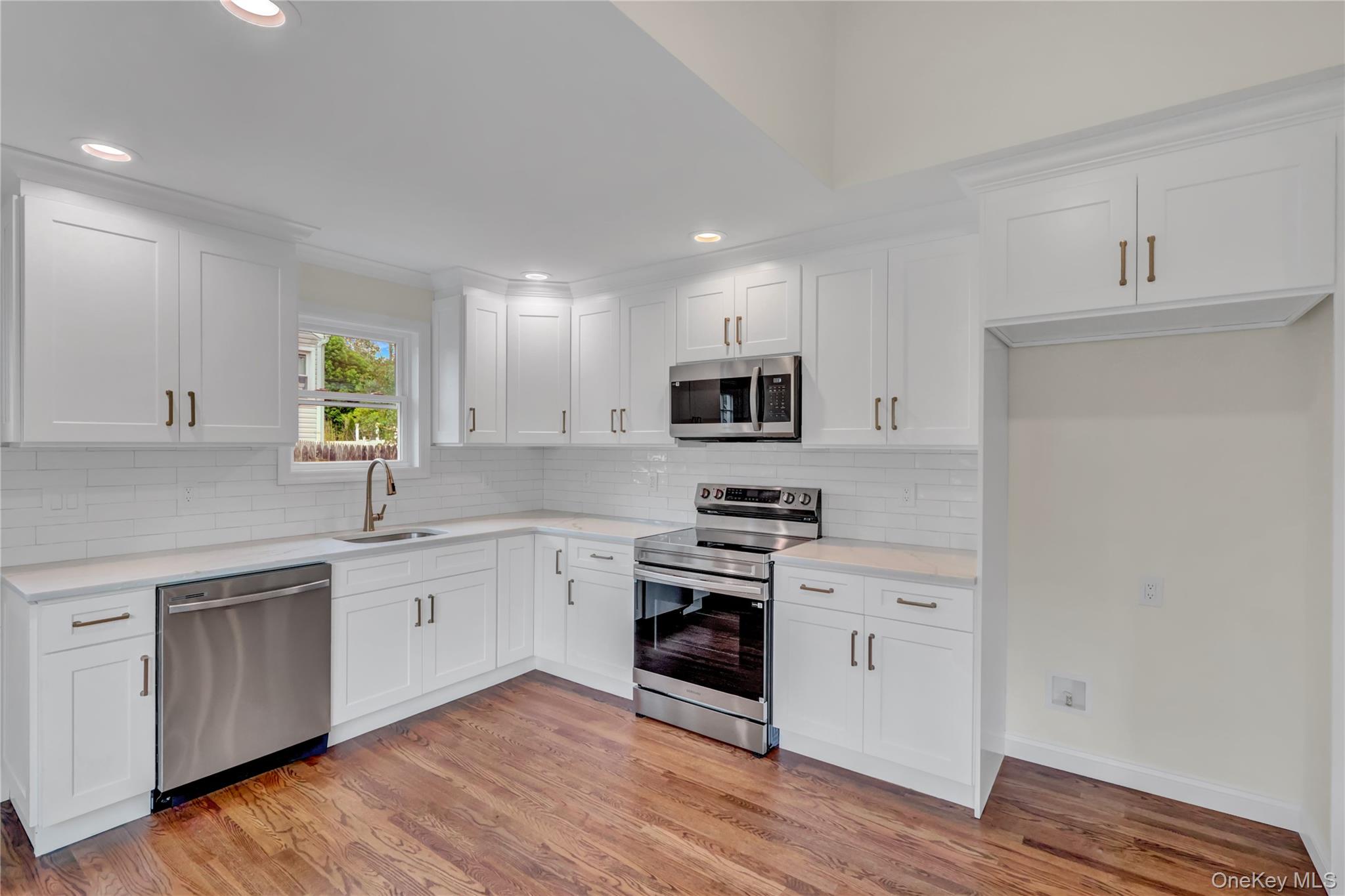 15 Glenwood Lane – For Sale photo 7