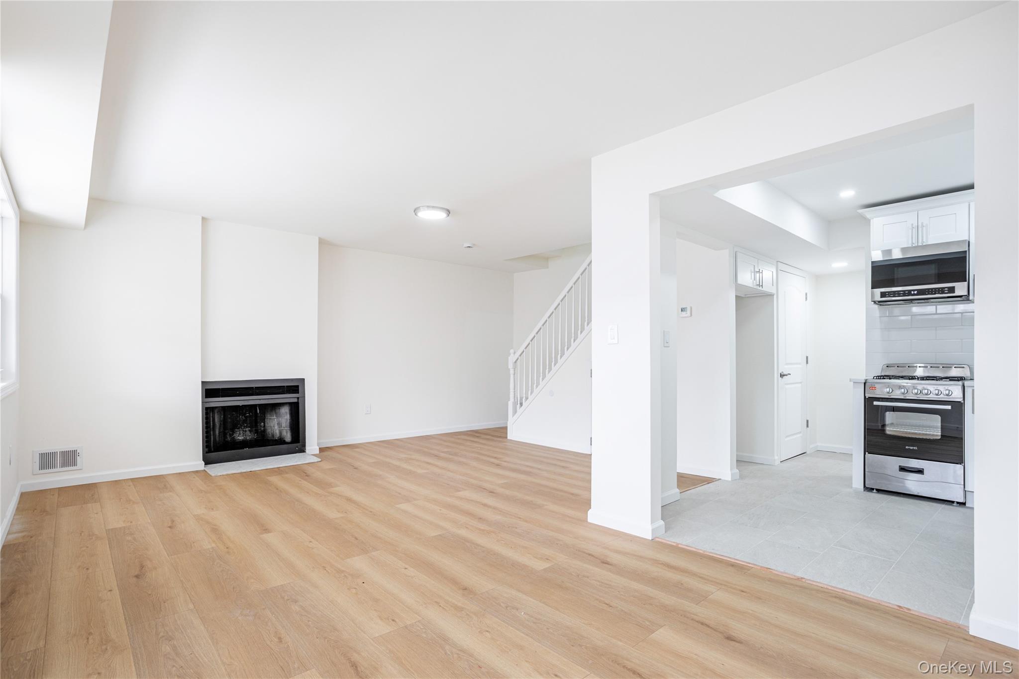 33 Marc Street – For Sale photo 5