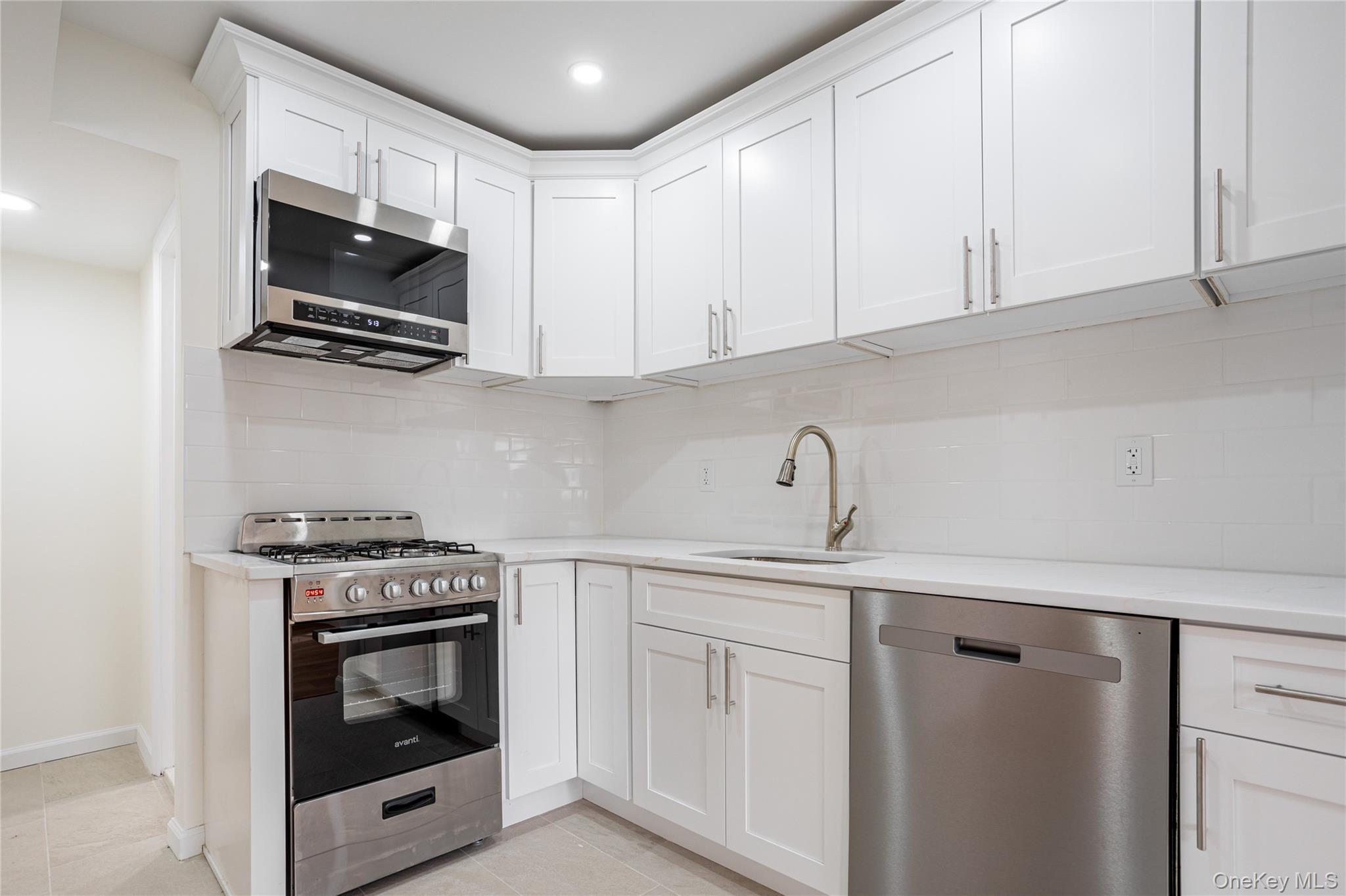 33 Marc Street – For Sale photo 9