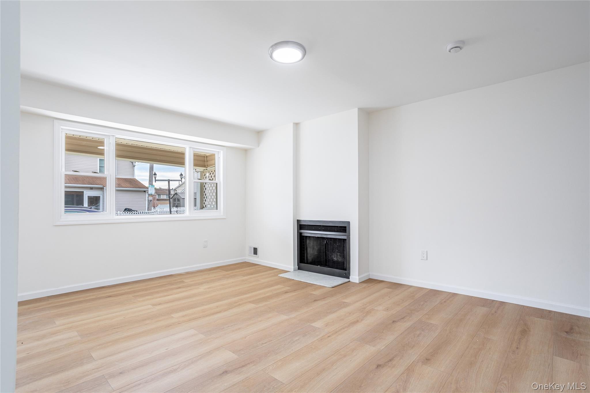 33 Marc Street – For Sale photo 11
