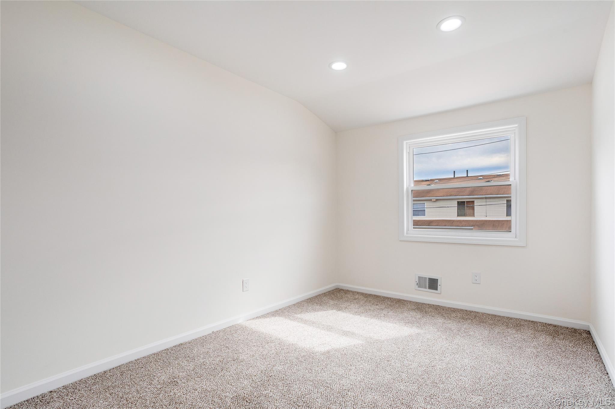 33 Marc Street – For Sale photo 21