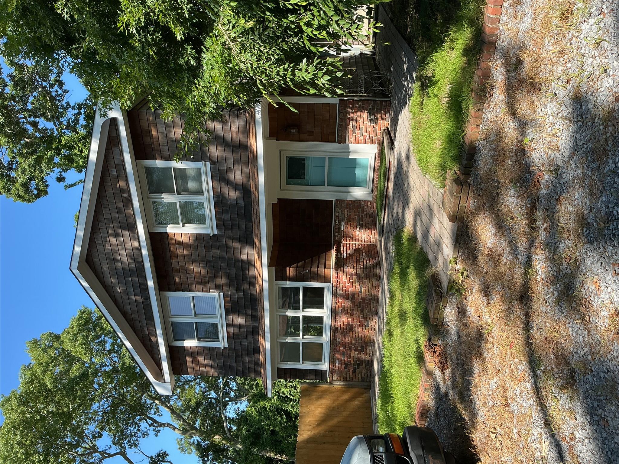 106 Lewis Road – For Sale