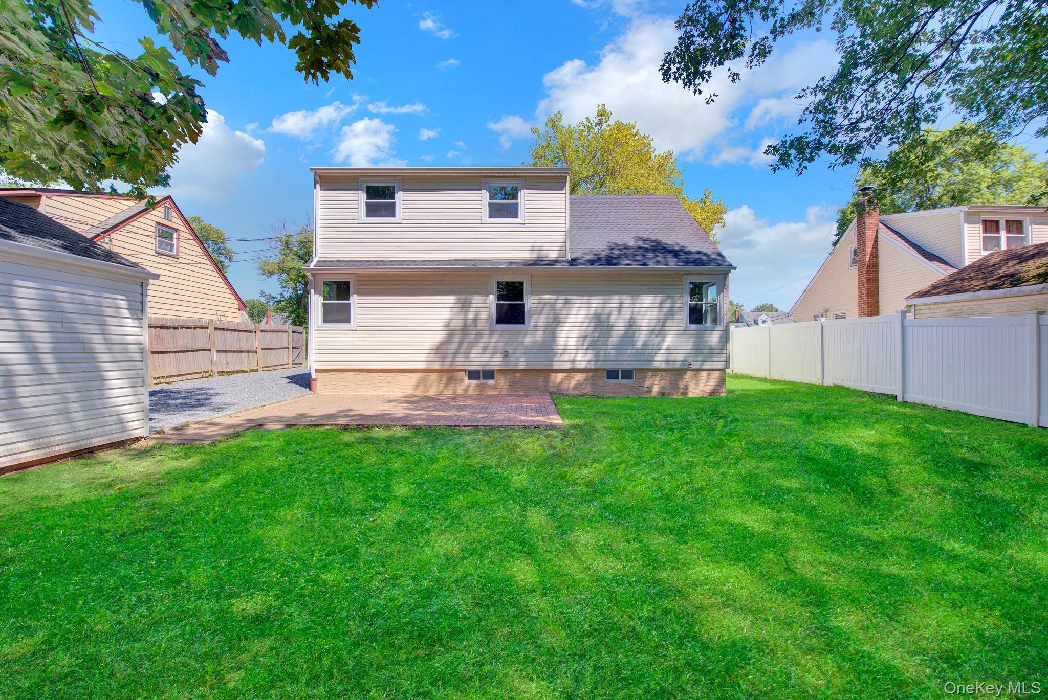 11 Parkwood Road – For Sale photo 21