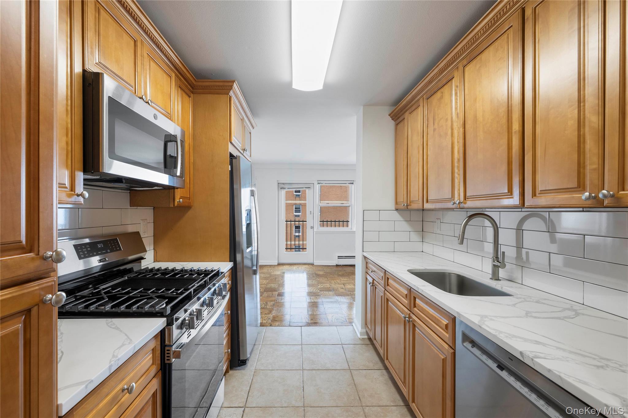 101 Gedney Street, Unit 5J photo 3