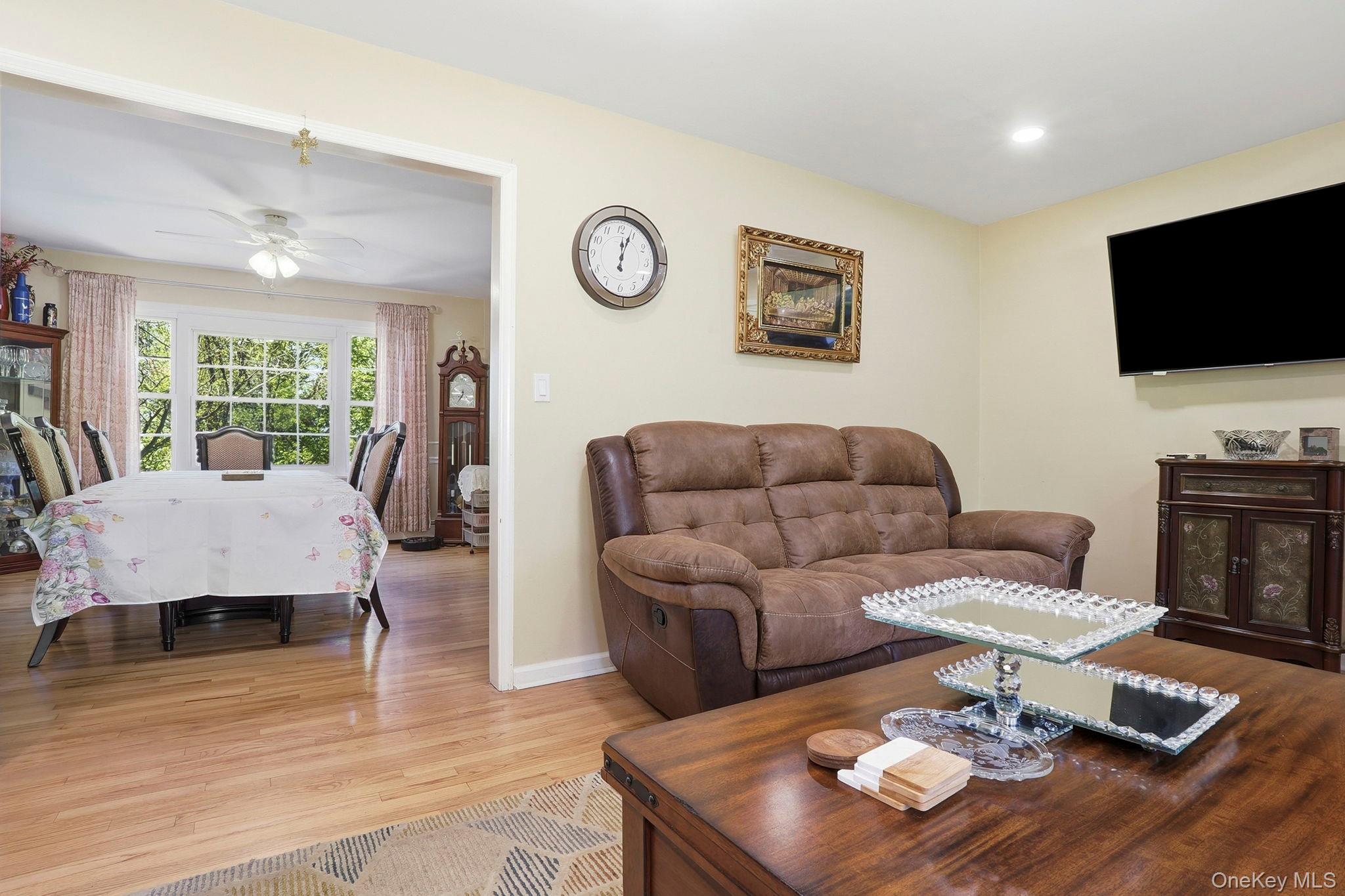 29 Hillview Drive – For Sale photo 9