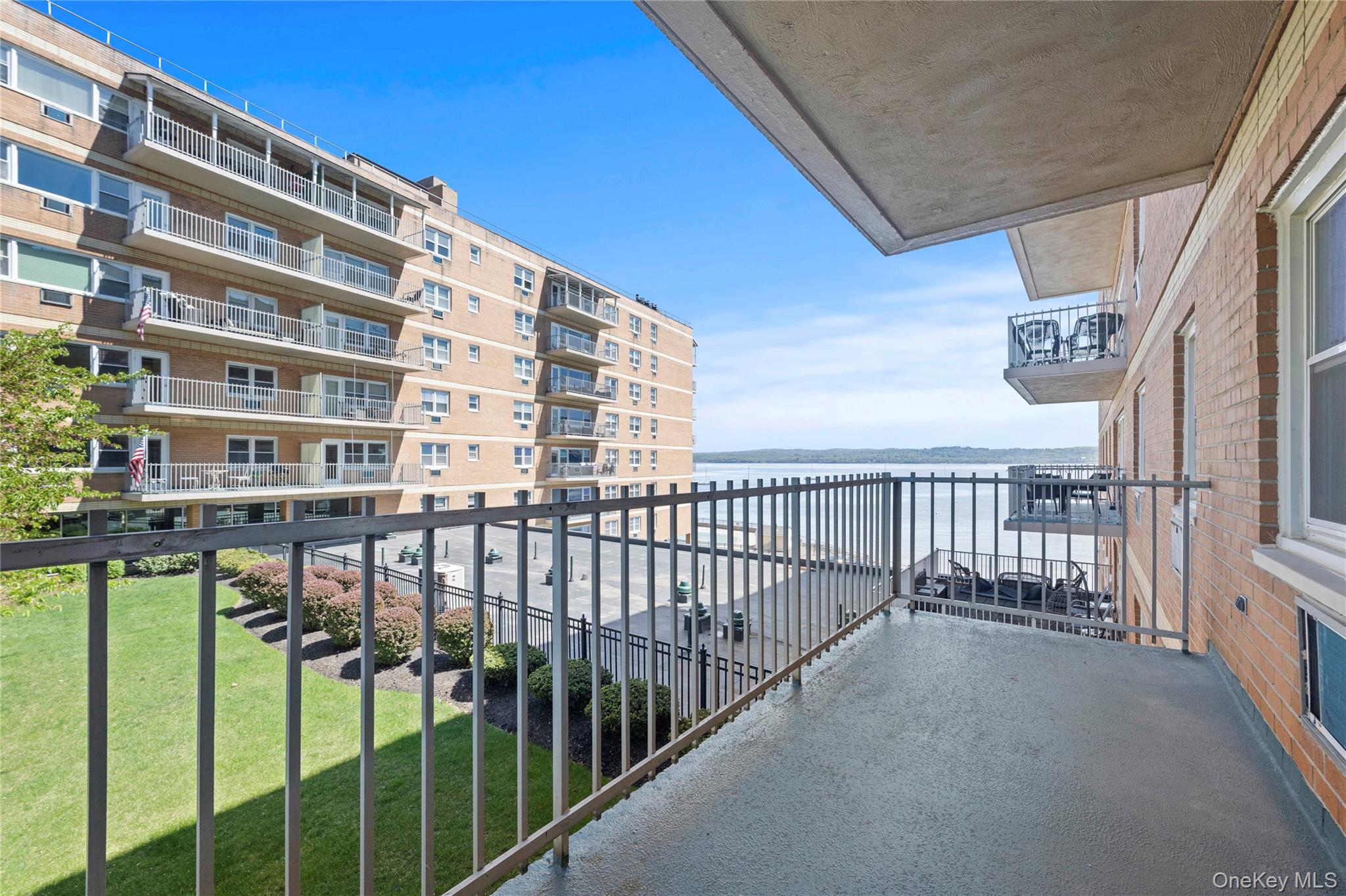 101 Gedney Street, Unit 2H photo 7