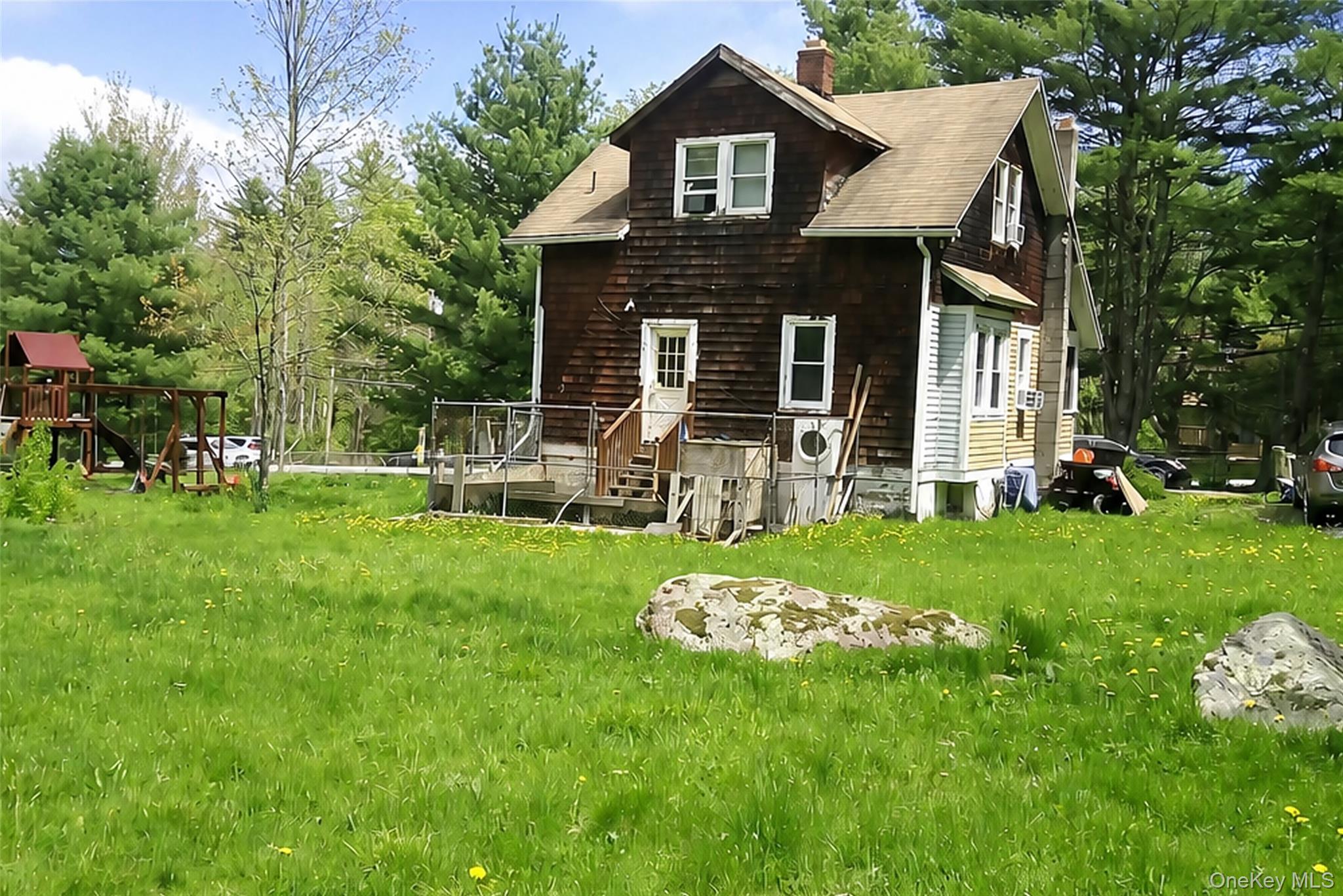 5033 Main Street – For Sale photo 10