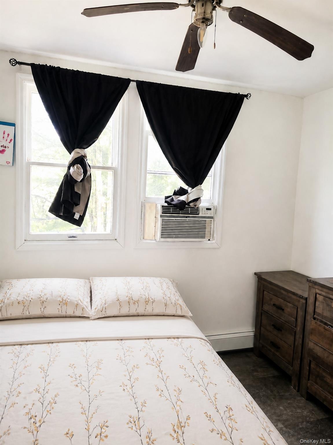 5033 Main Street – For Sale photo 8
