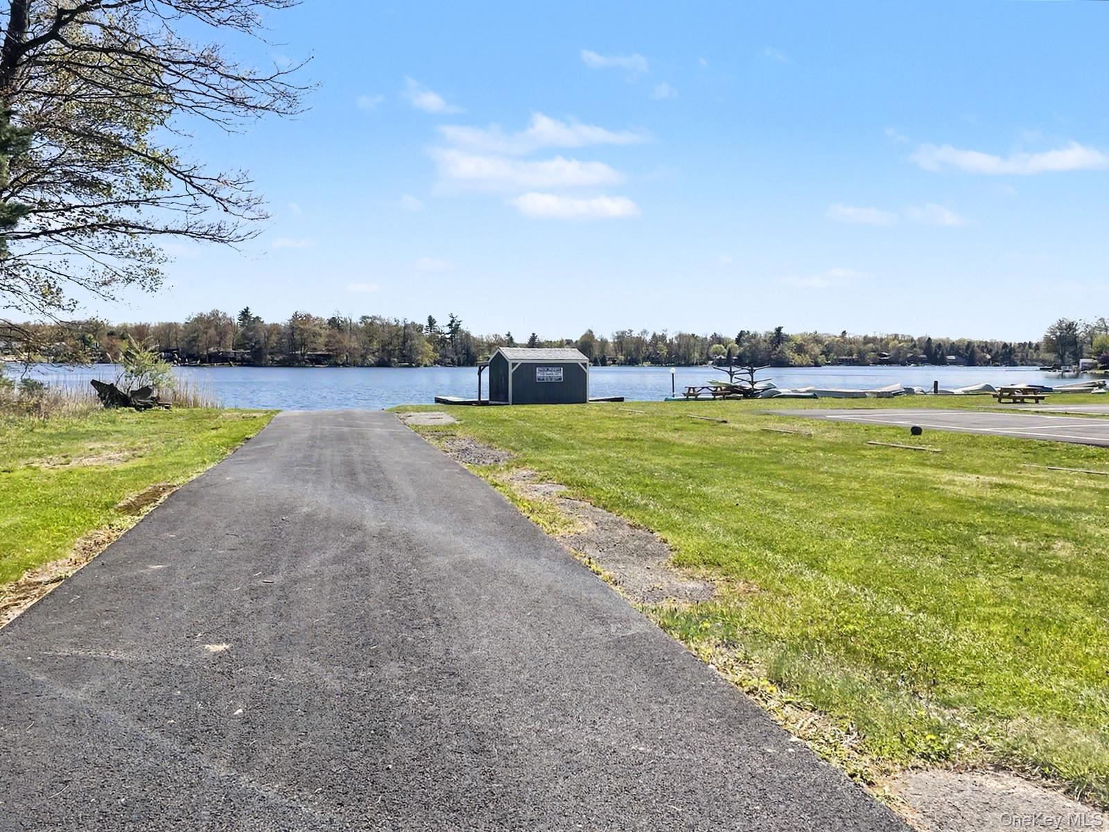198 Lake Shore Drive E – For Sale photo 23