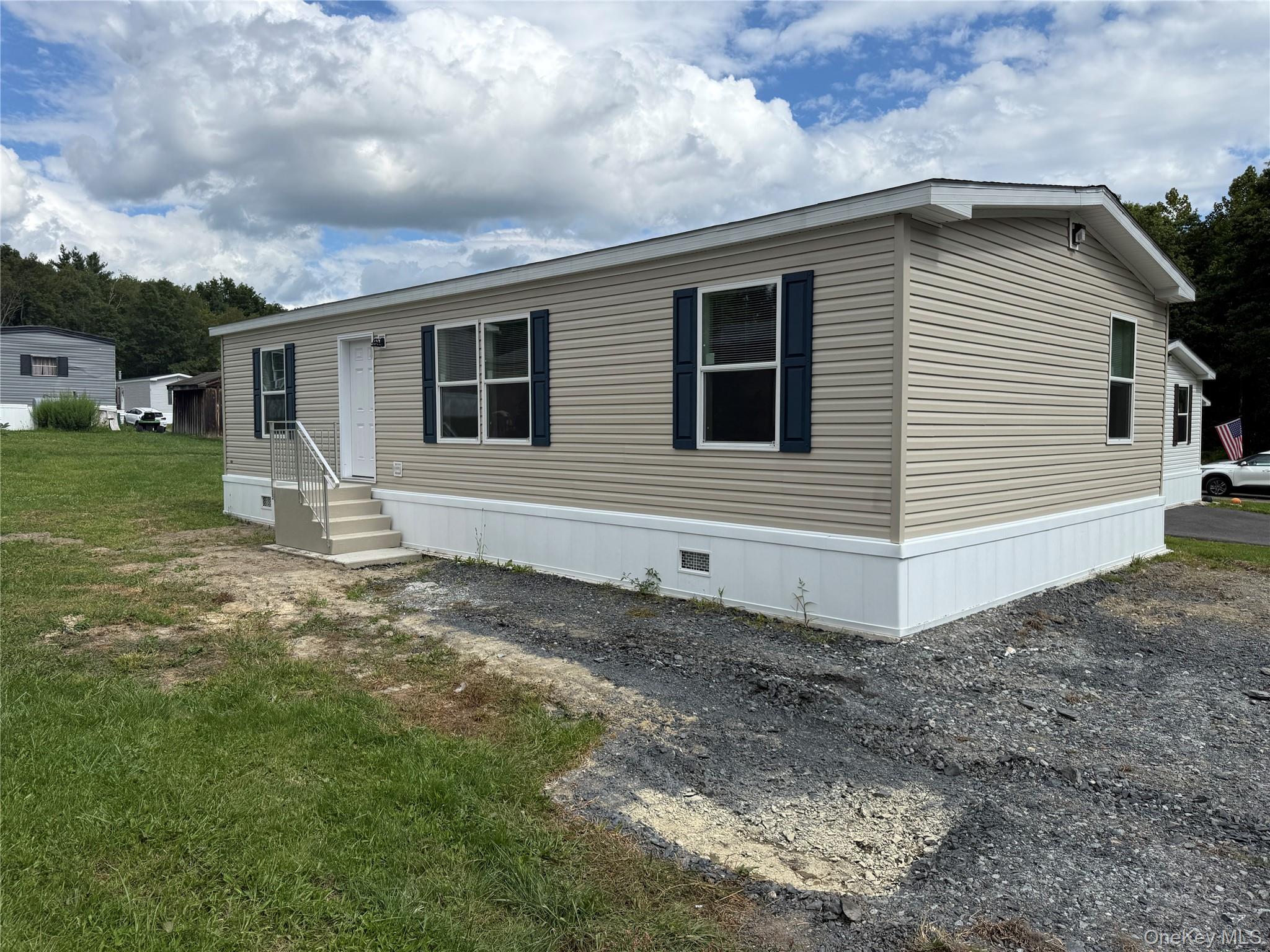 29 Shore Lane – For Sale
