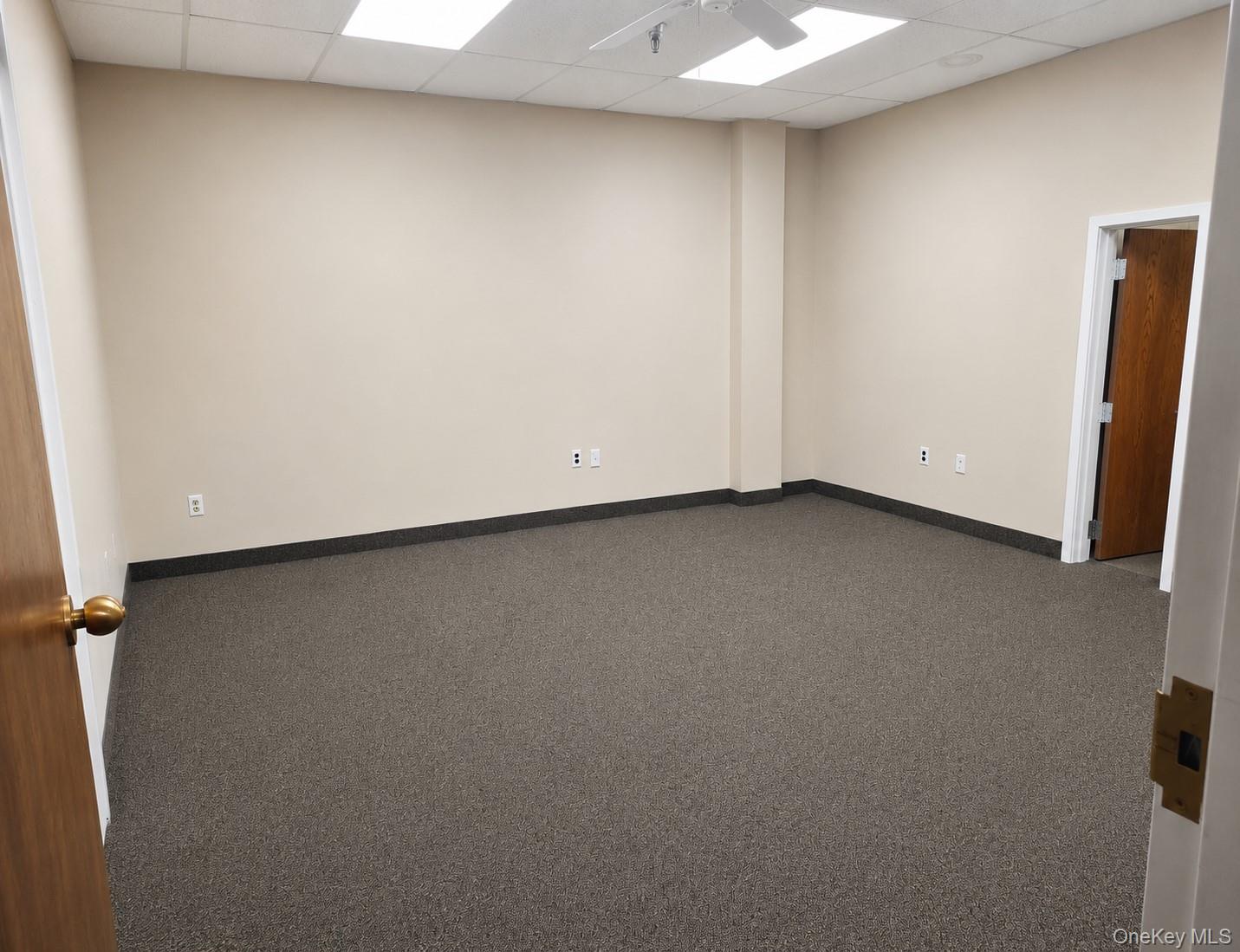 1 Executive Boulevard, Unit 105B photo 9