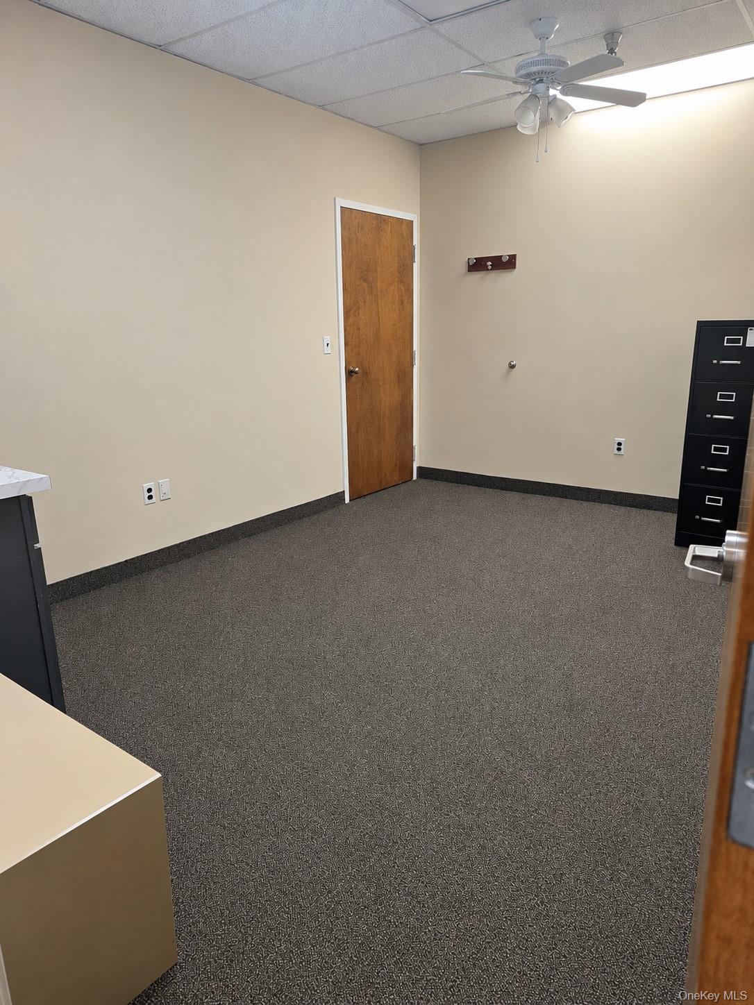 1 Executive Boulevard, Unit 105B photo 16