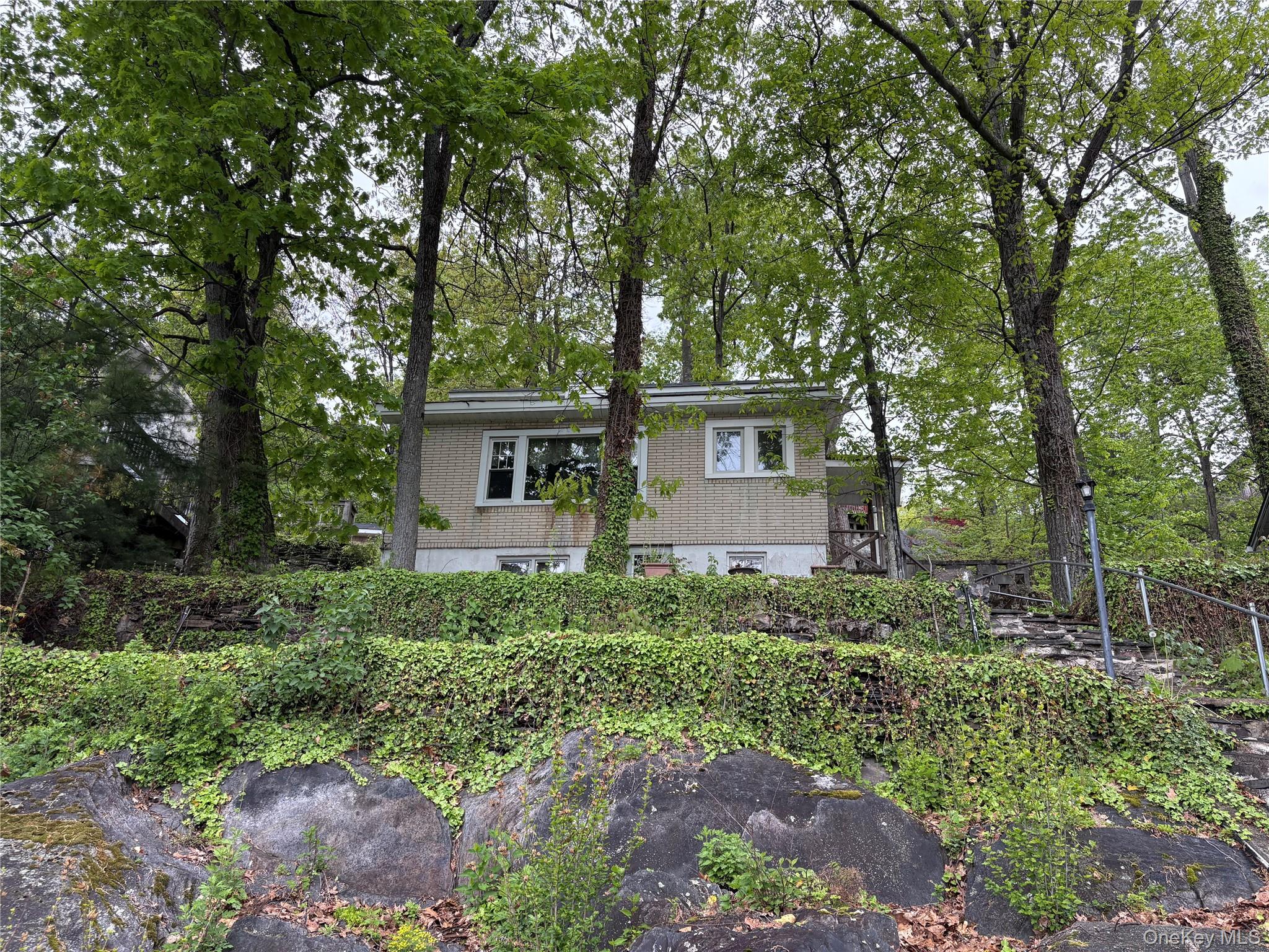 11 Rocky Trail – For Sale photo 2