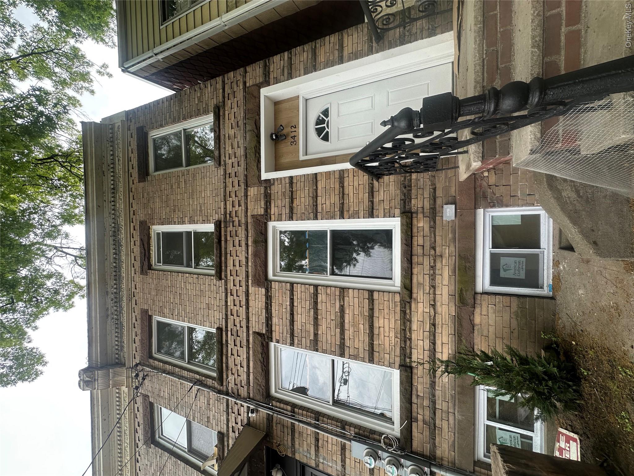 3412 Atlantic Avenue – For Sale