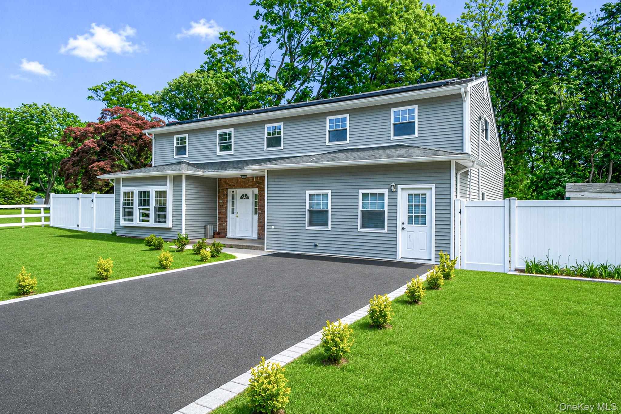 883 Hawkins Avenue – For Sale photo 2