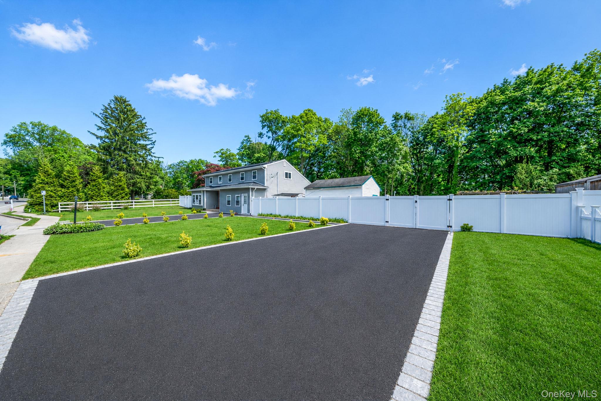 883 Hawkins Avenue – For Sale photo 5