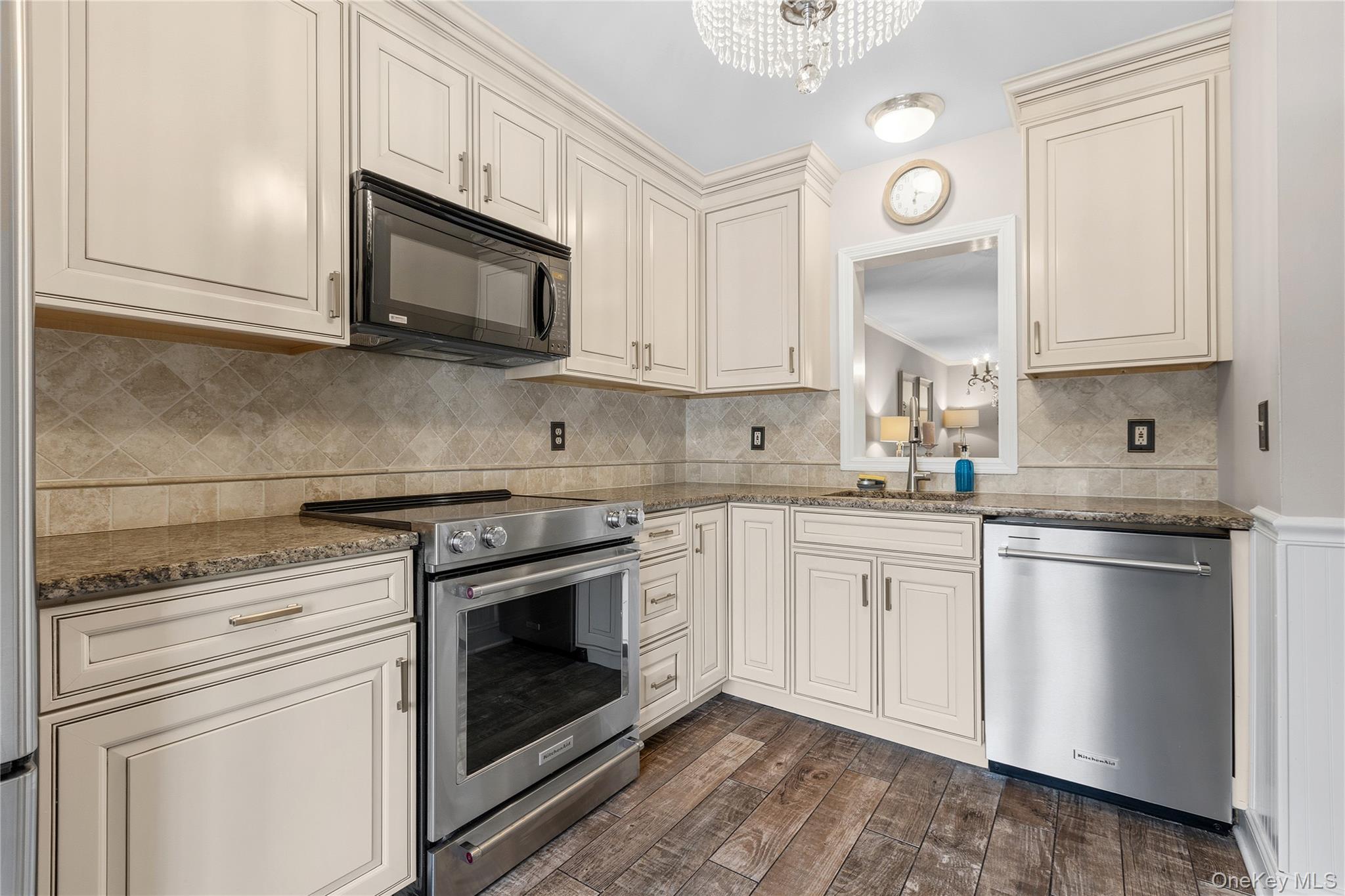 204 Twin Brook Court – For Sale photo 5