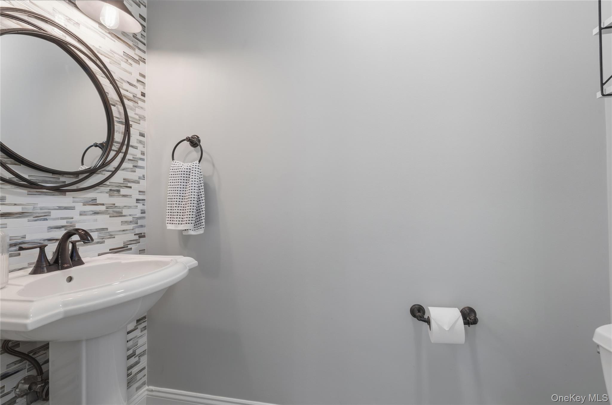 204 Twin Brook Court – For Sale photo 3