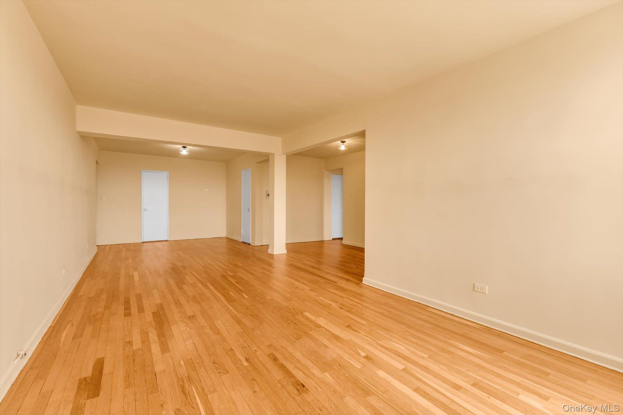 83-35 139 Street, Unit 5M photo 4