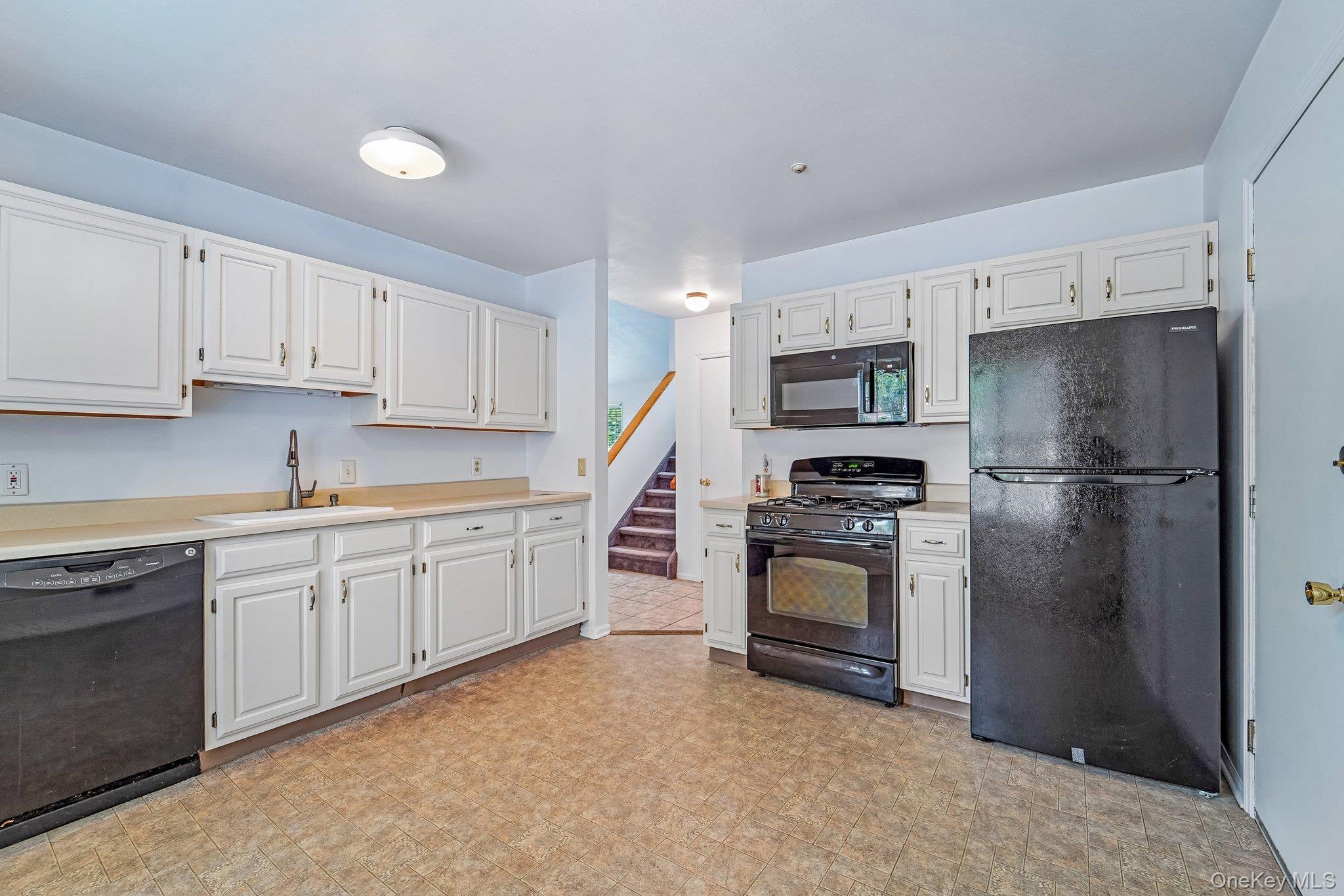 50 Olde Wagon Road – For Sale photo 14