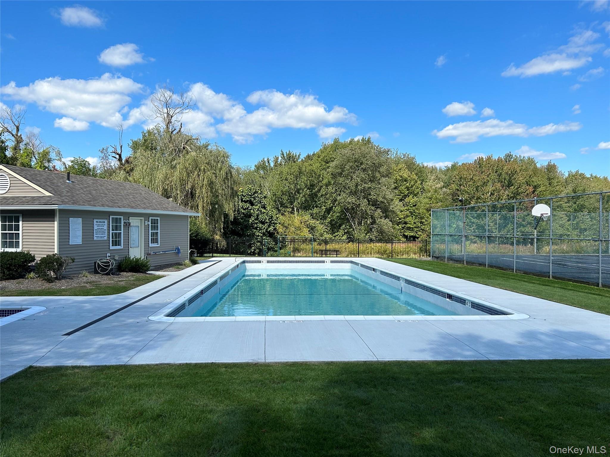 50 Olde Wagon Road – For Sale photo 38
