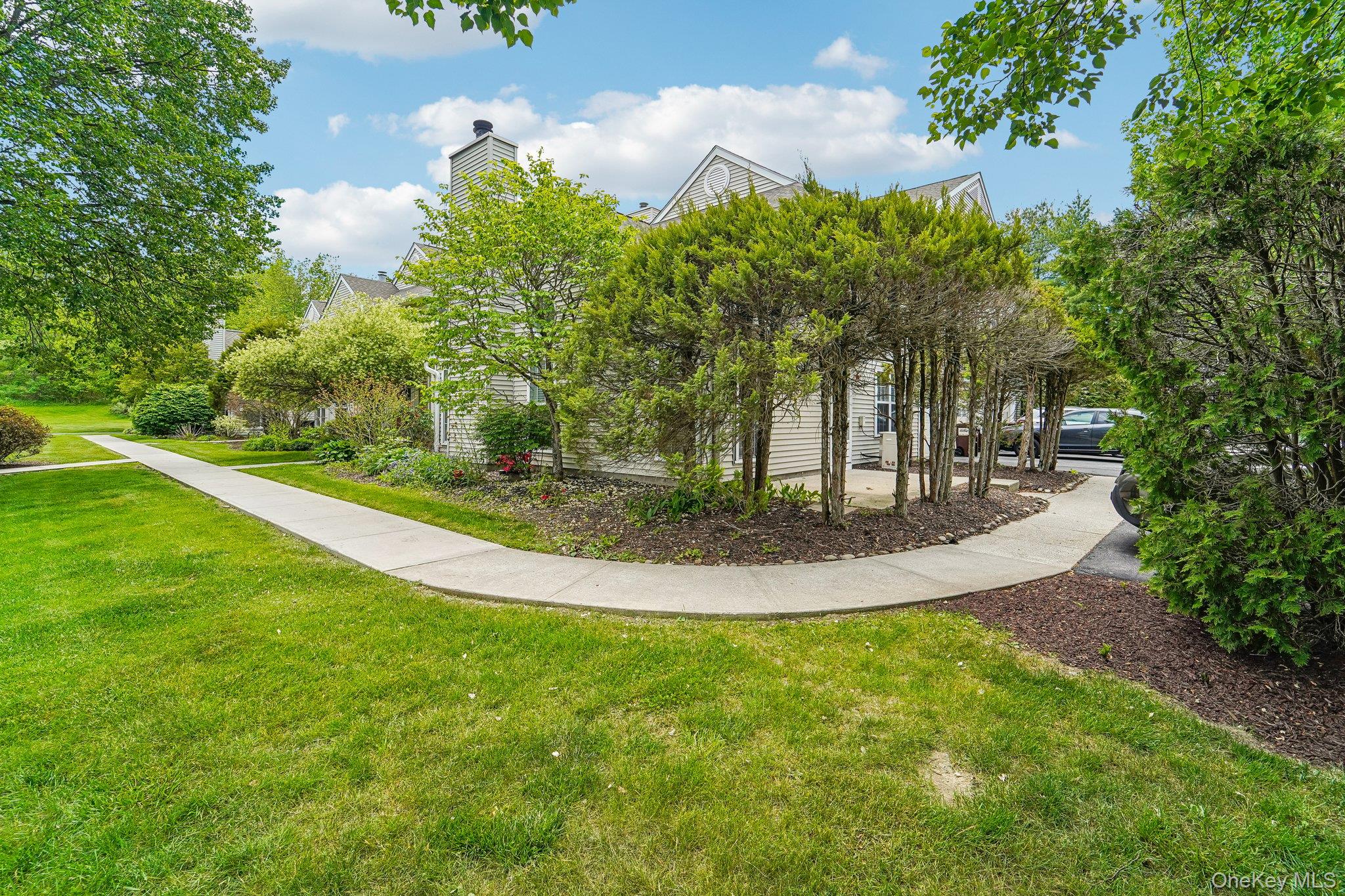 50 Olde Wagon Road – For Sale photo 4