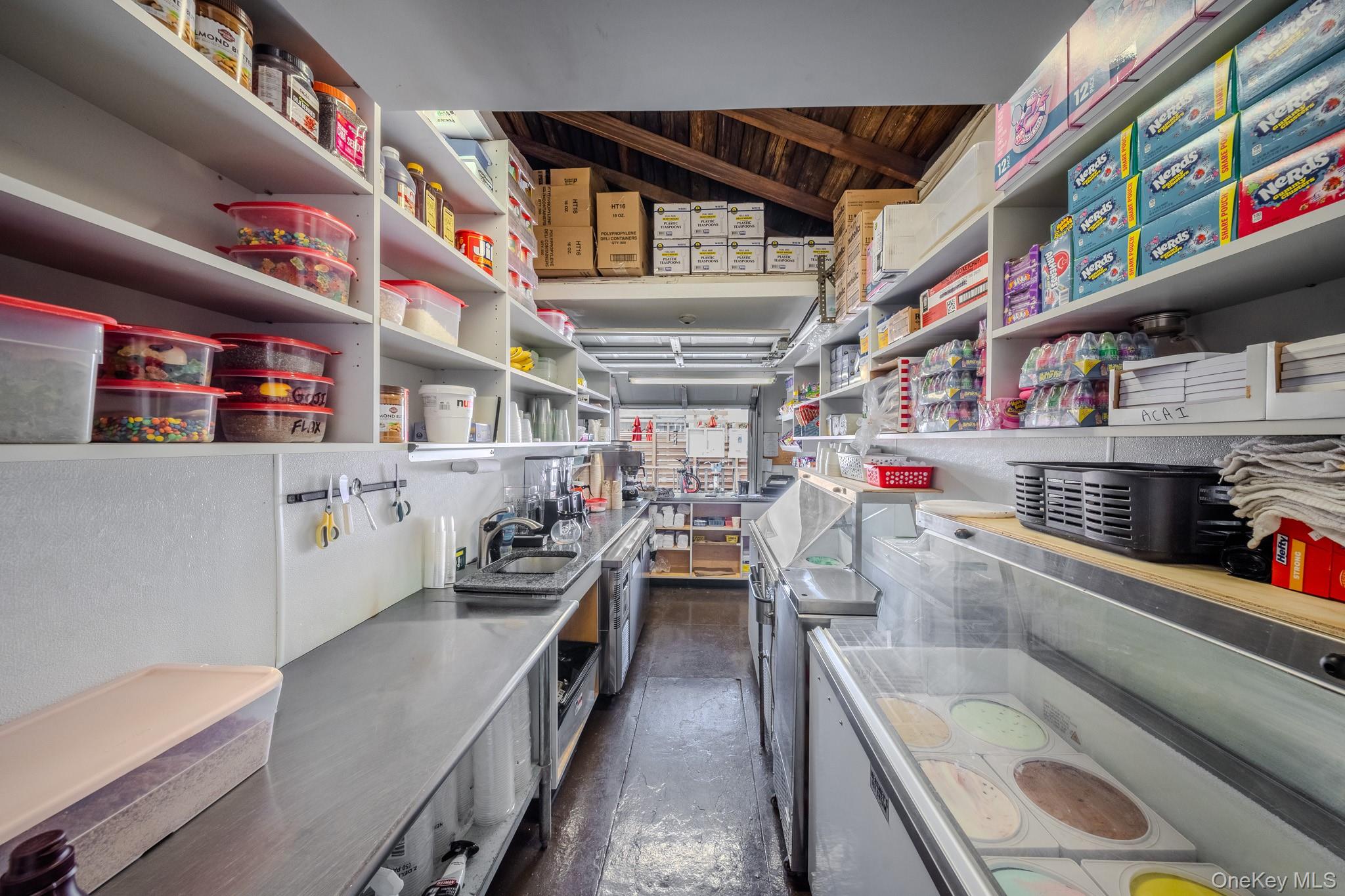 21 Broadway – For Sale photo 20