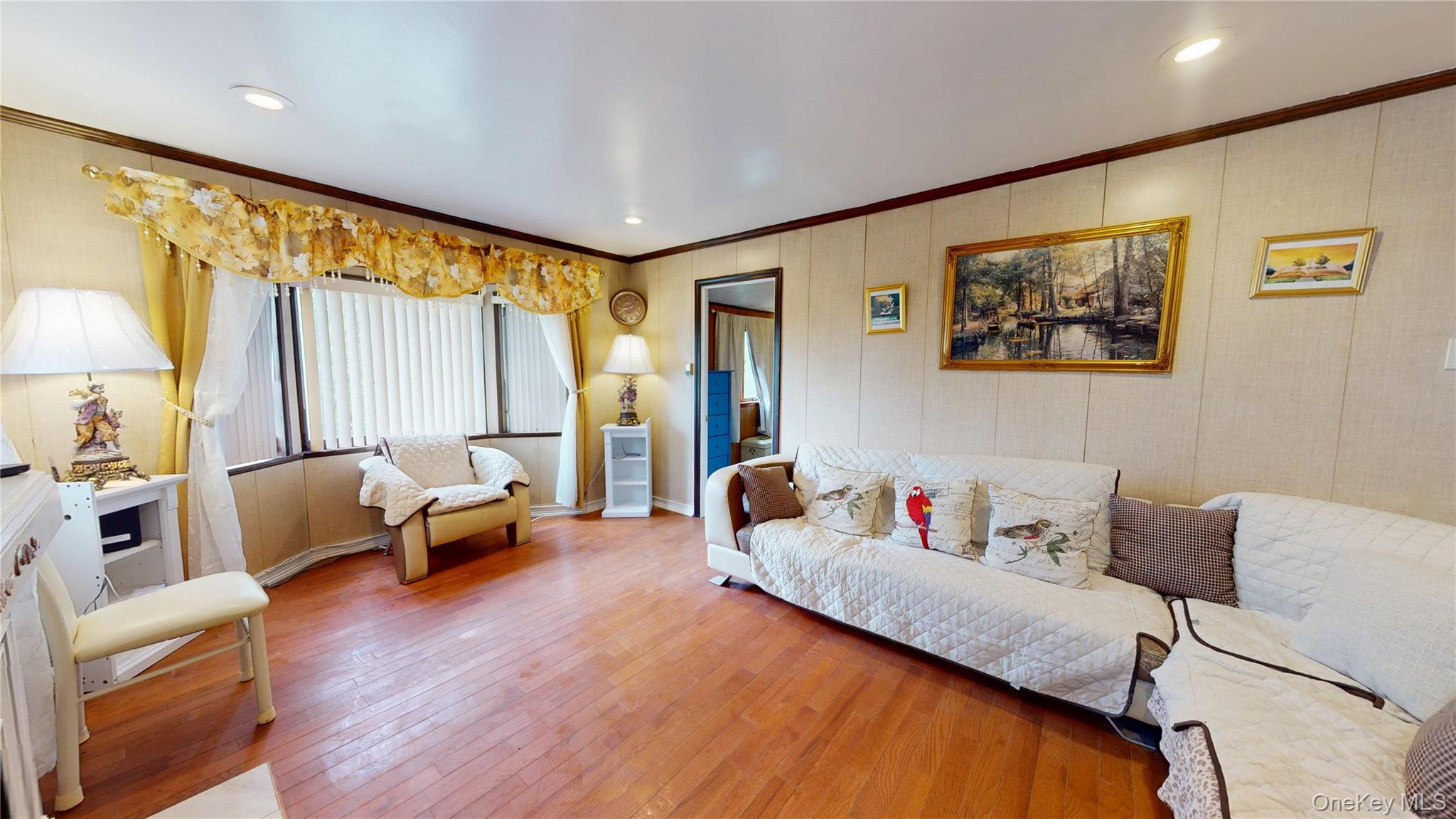 7 Crestwood Trail – For Sale photo 8