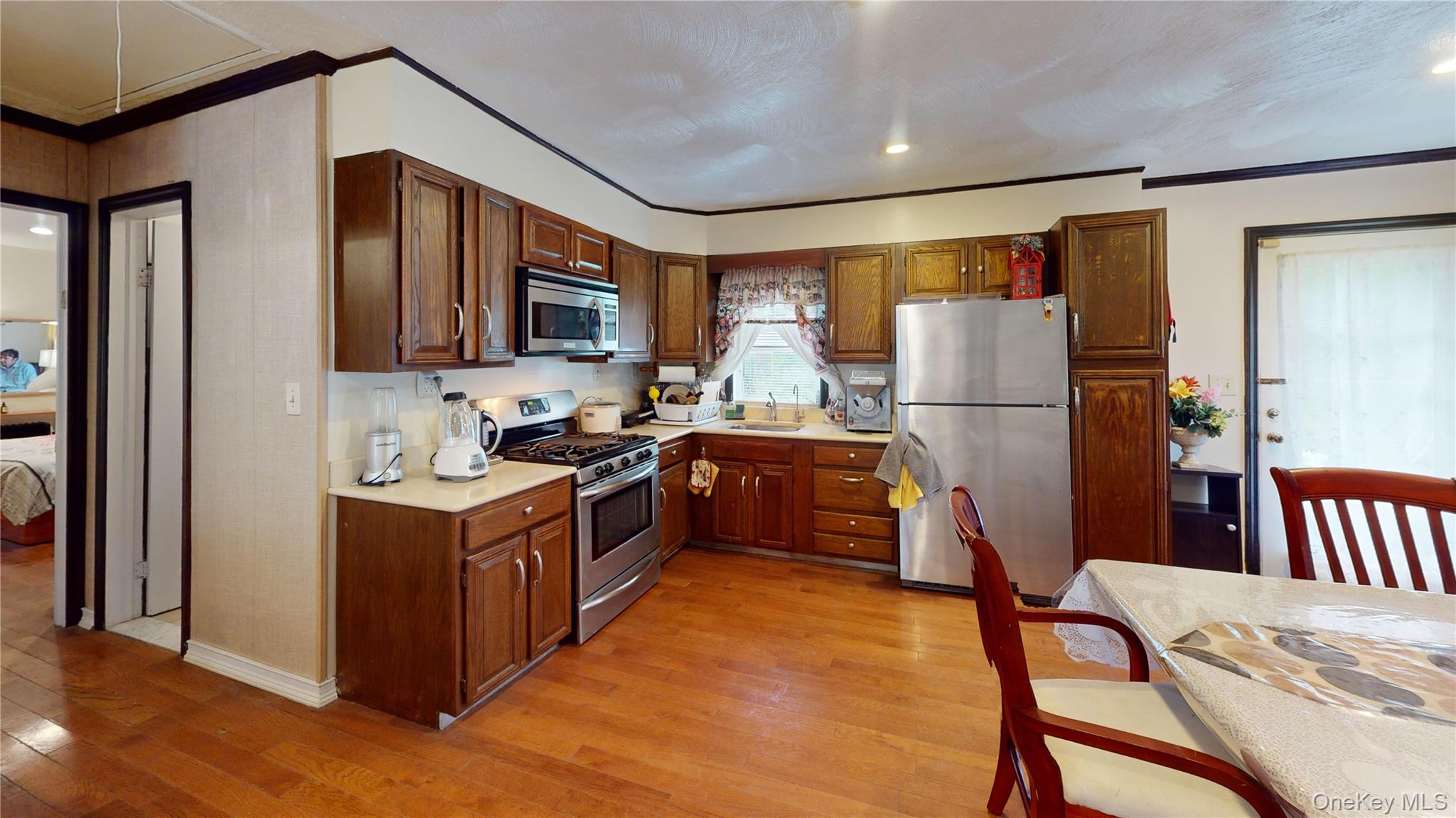 7 Crestwood Trail – For Sale photo 16