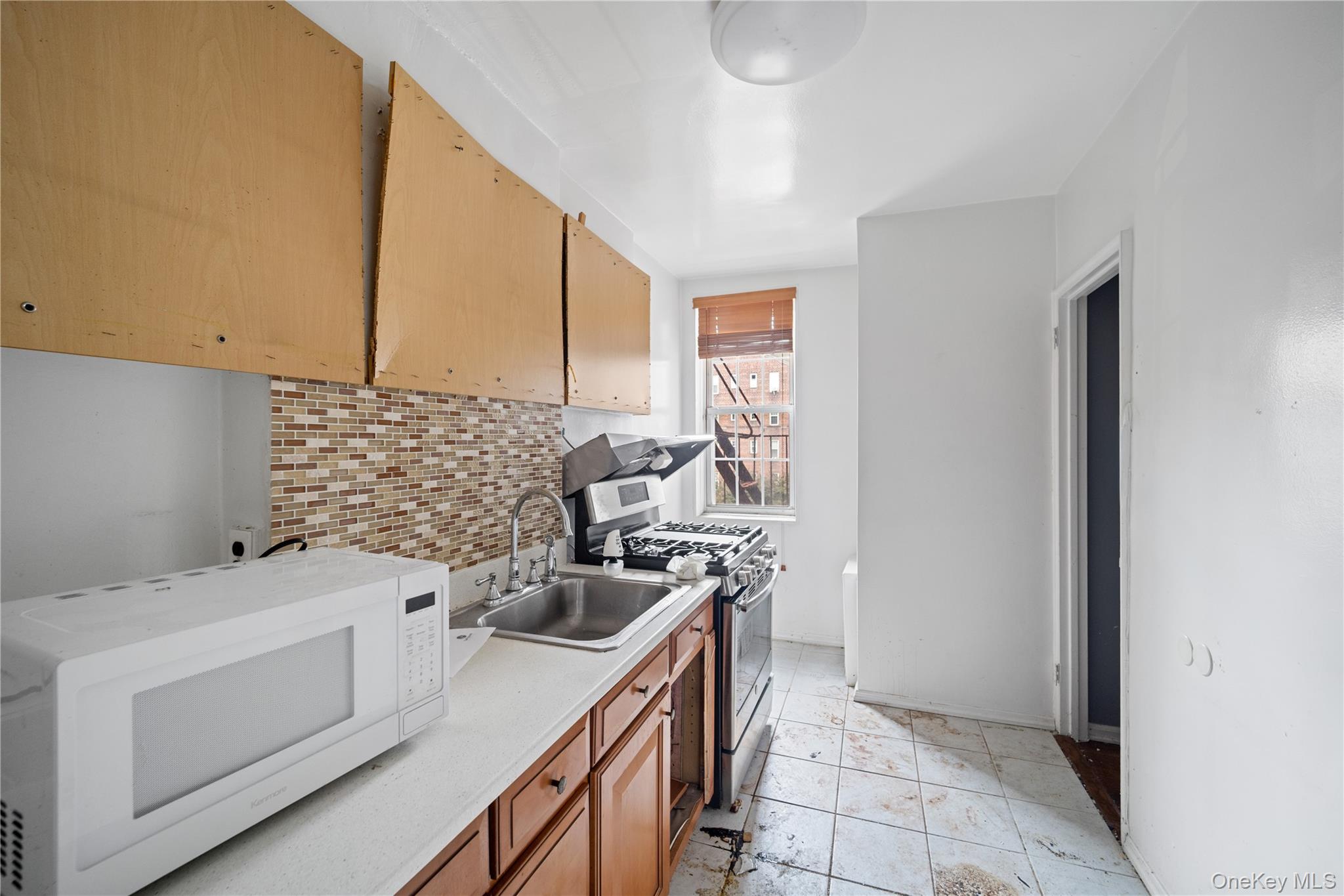 776 Bronx River Road, Unit B41 photo 10