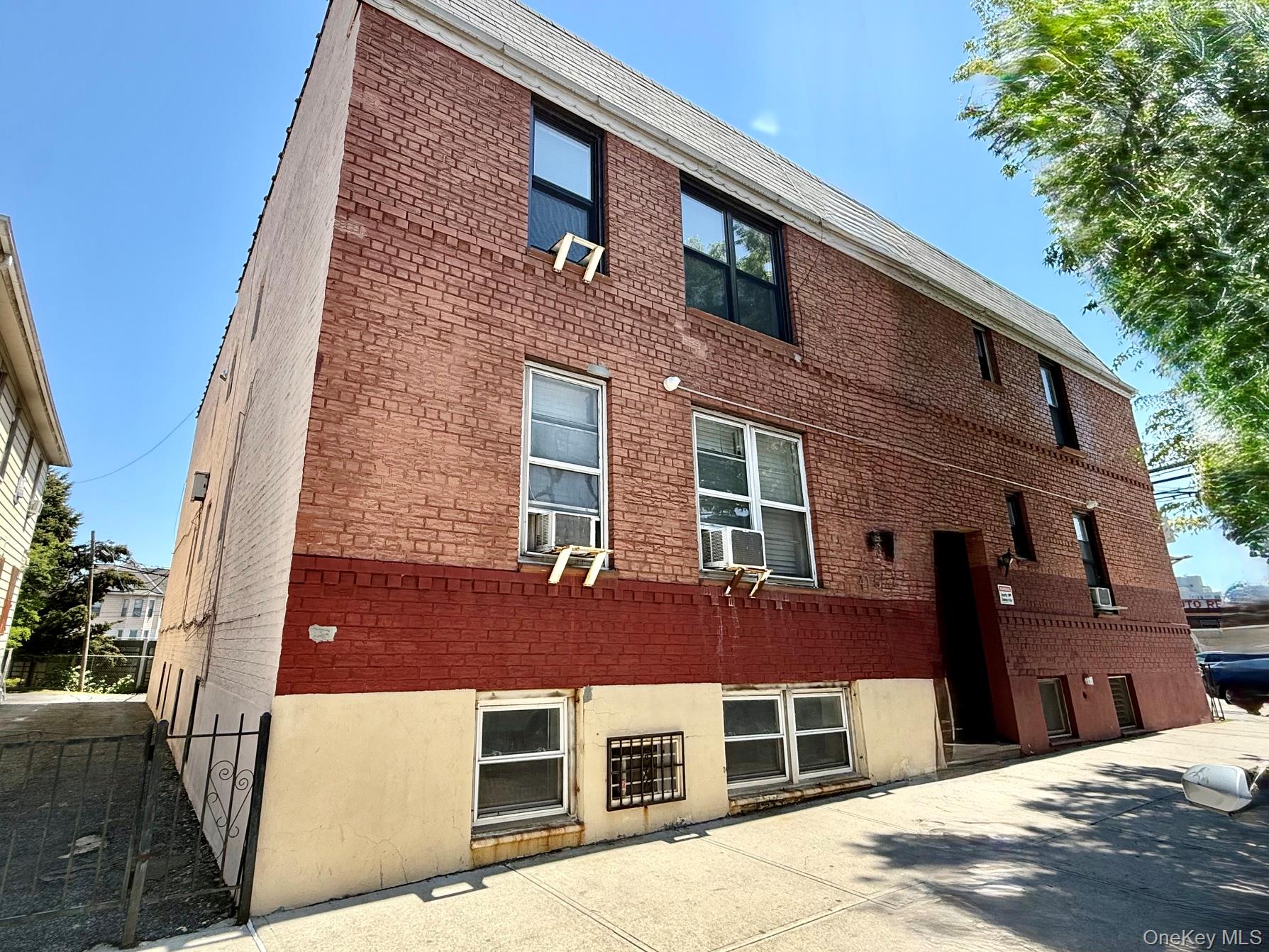 41-53 68 Street – For Sale photo 3