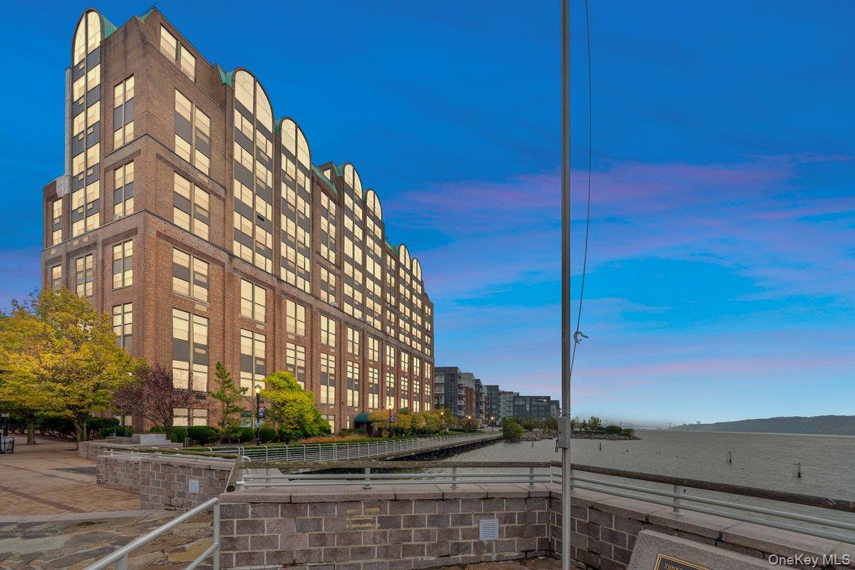 23 Water Grant Street, Unit 2N photo 2