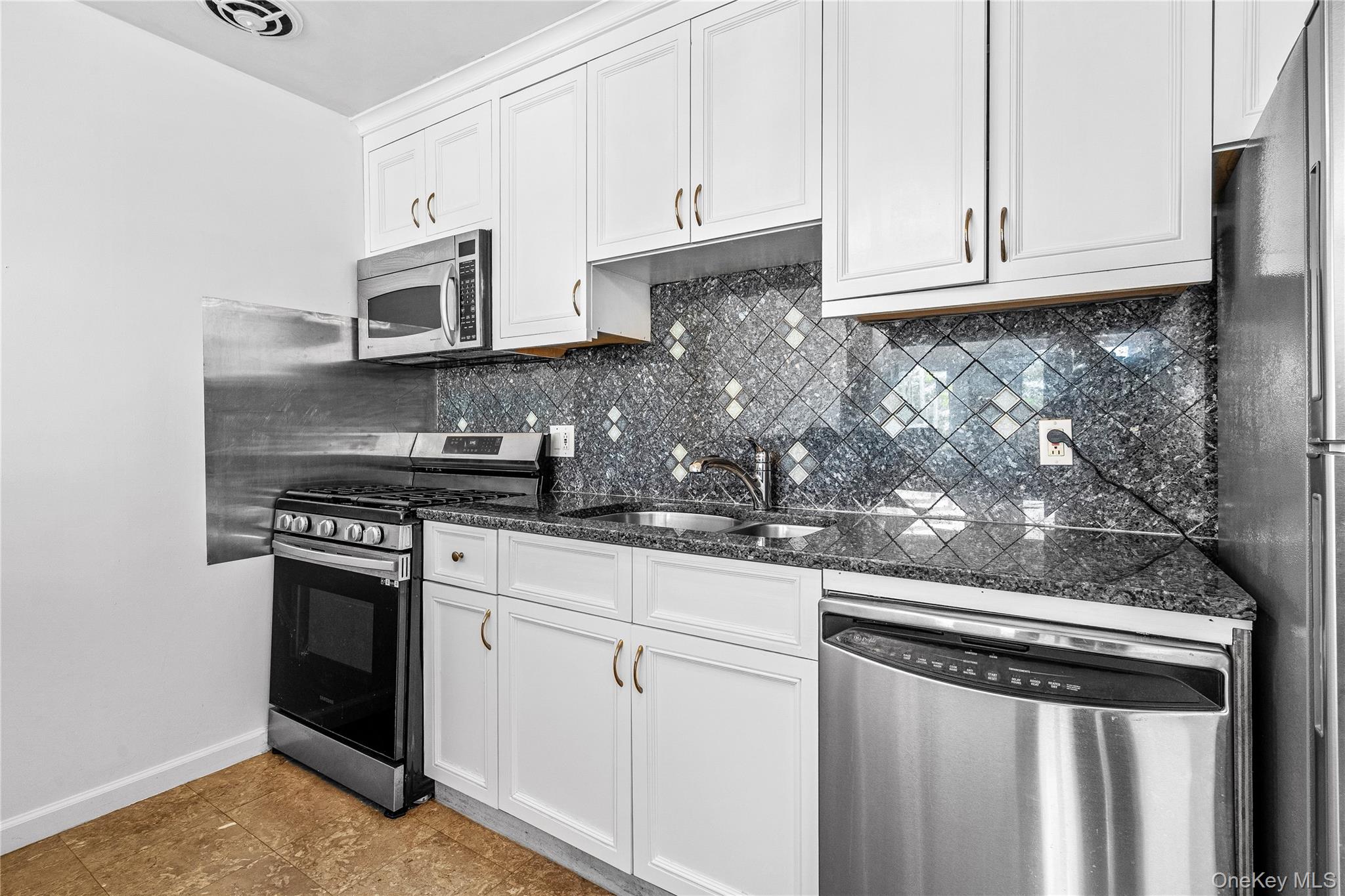 5 Wyndover Woods Lane, Unit 23 photo 14