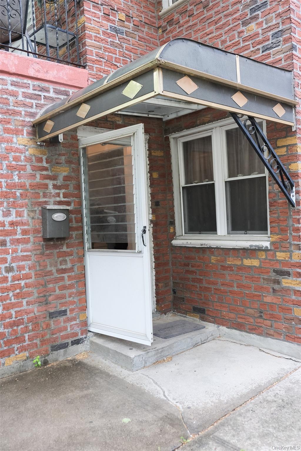 2061 E 60th Street – For Sale photo 3