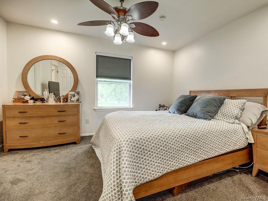 25 Village Cove – For Sale photo 21