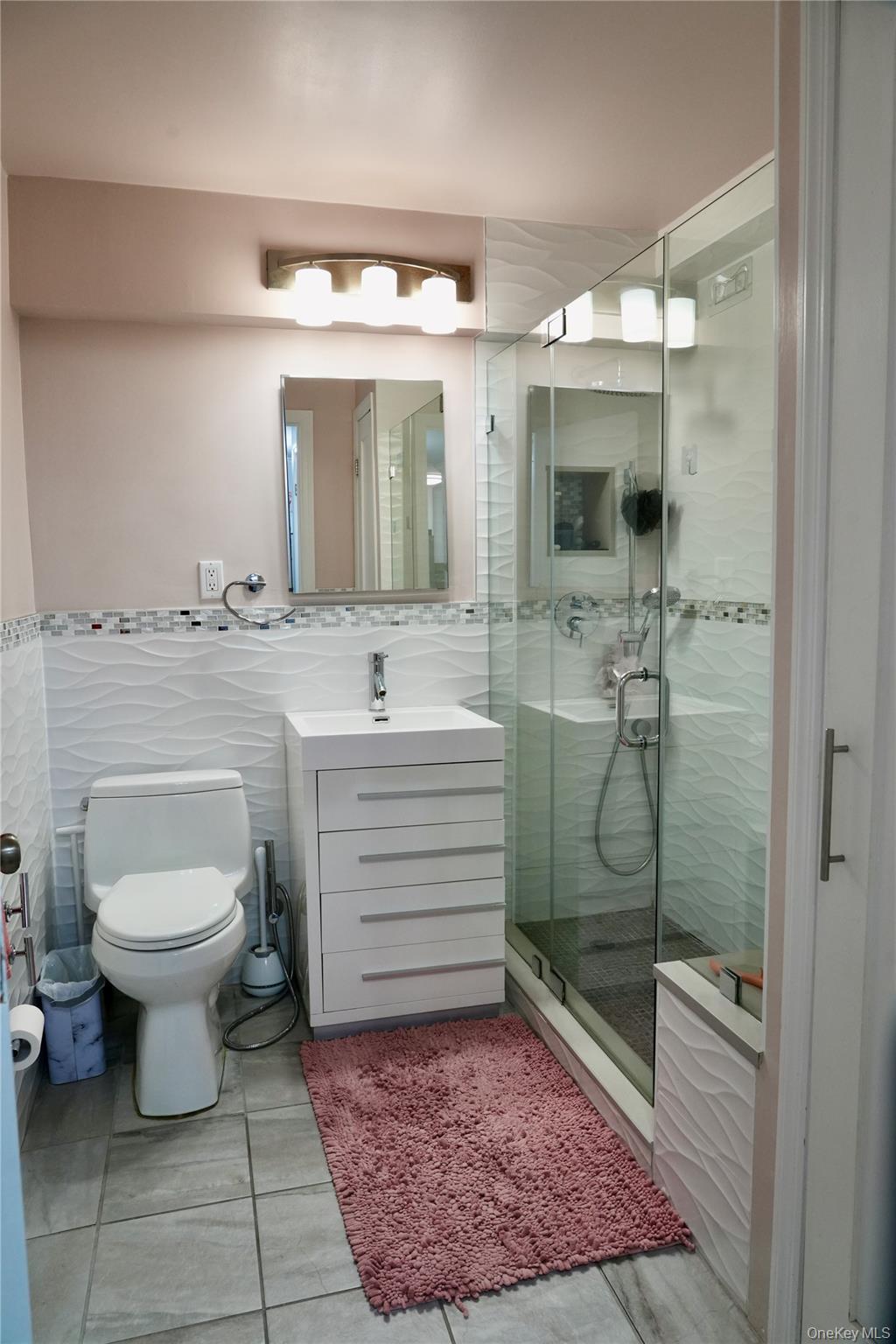 5900 Arlington Avenue, Unit 3X photo 10