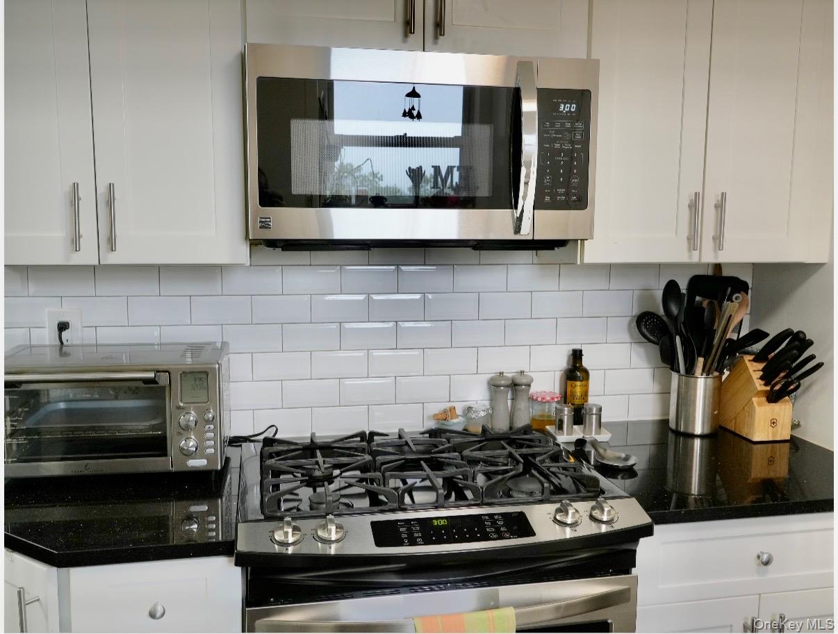 5900 Arlington Avenue, Unit 3X