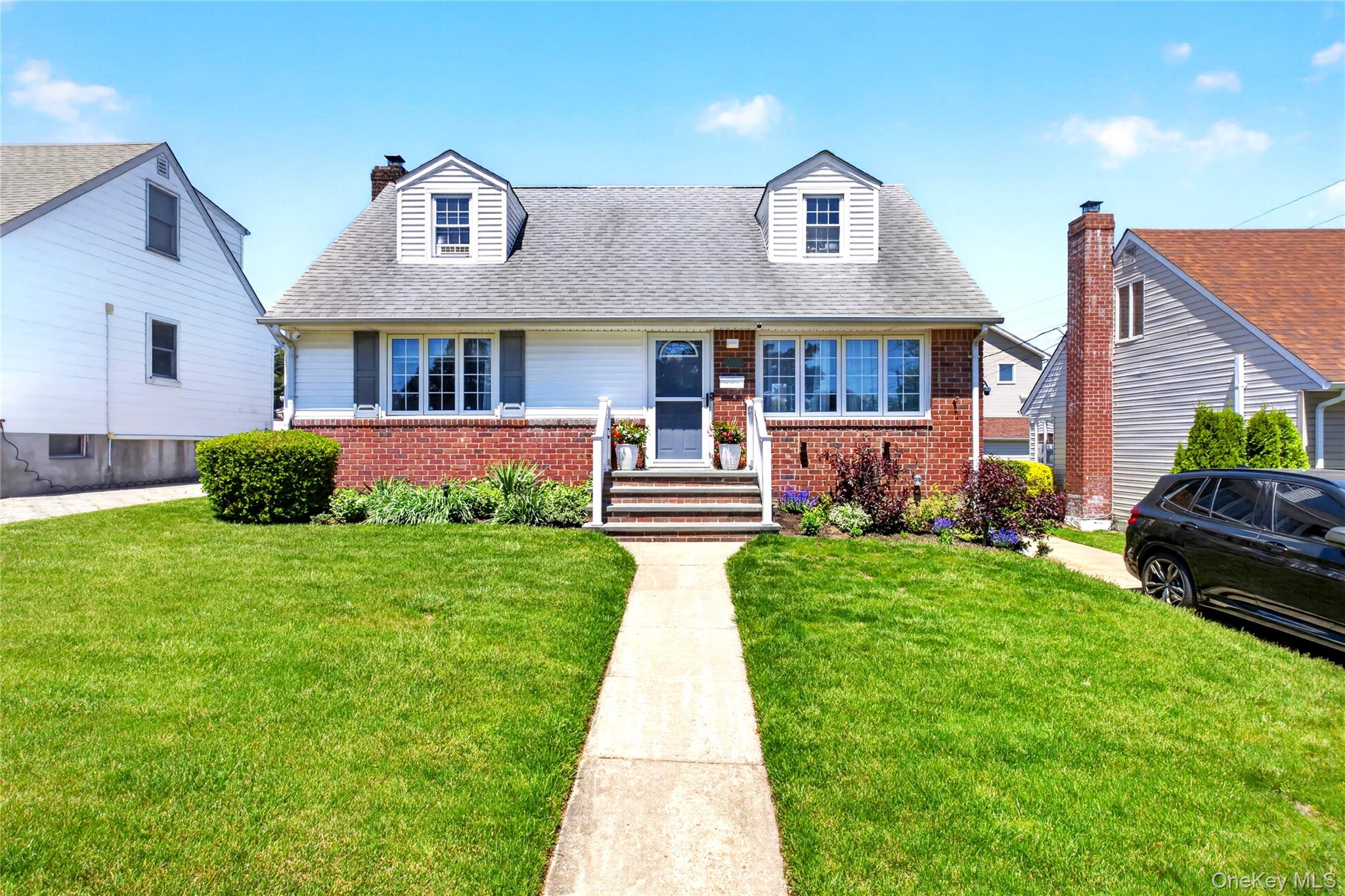 288 Arlington Street – For Sale